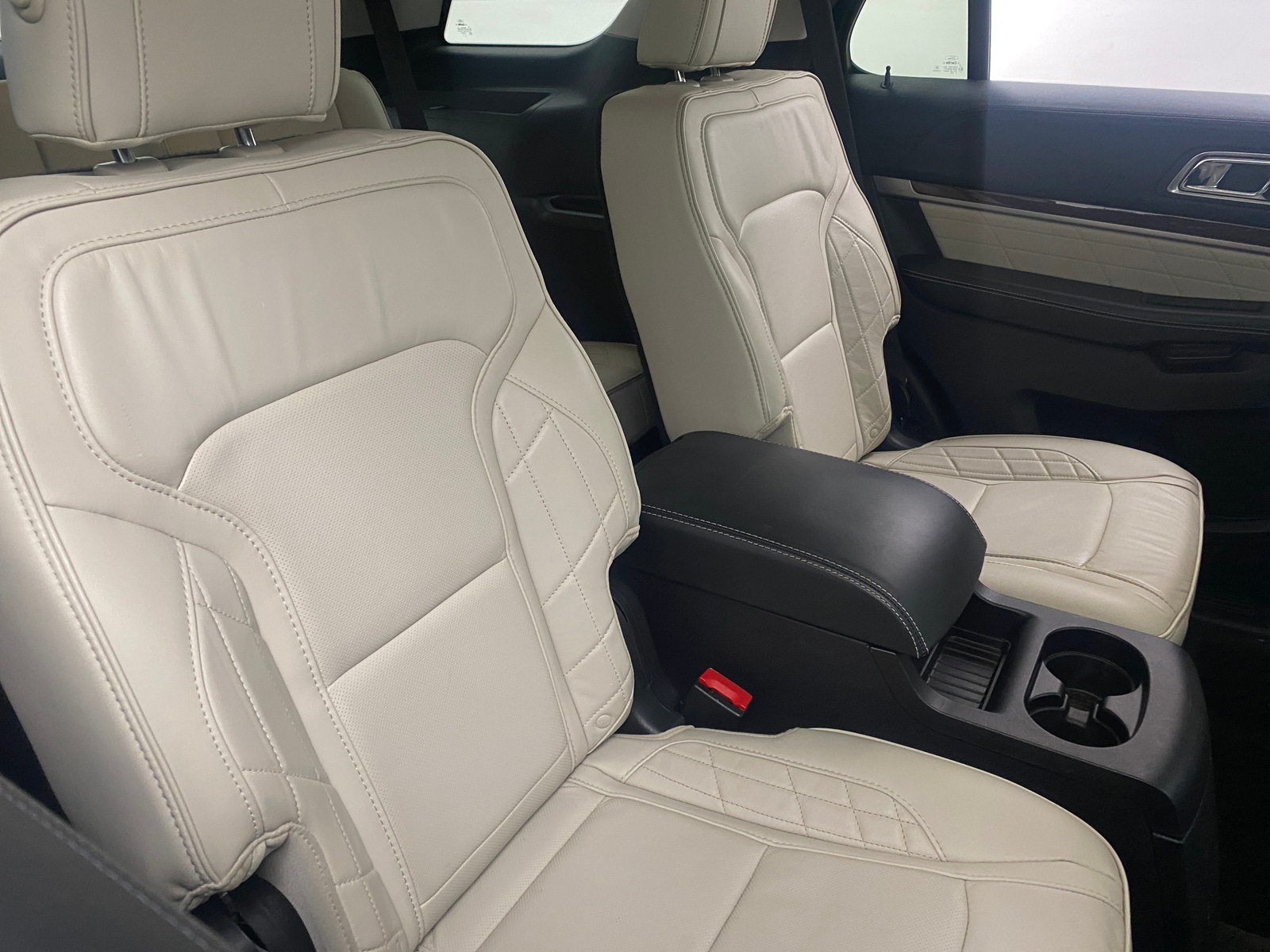 Thumbnail: 2017 Ford Explorer - 6