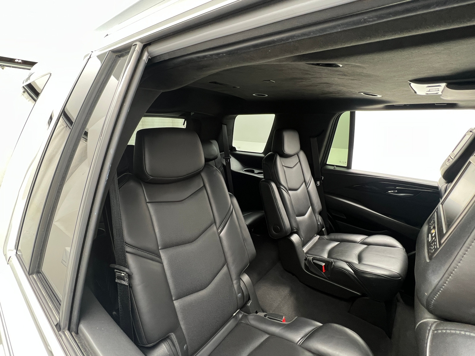 Thumbnail: 2019 Cadillac Escalade - 5