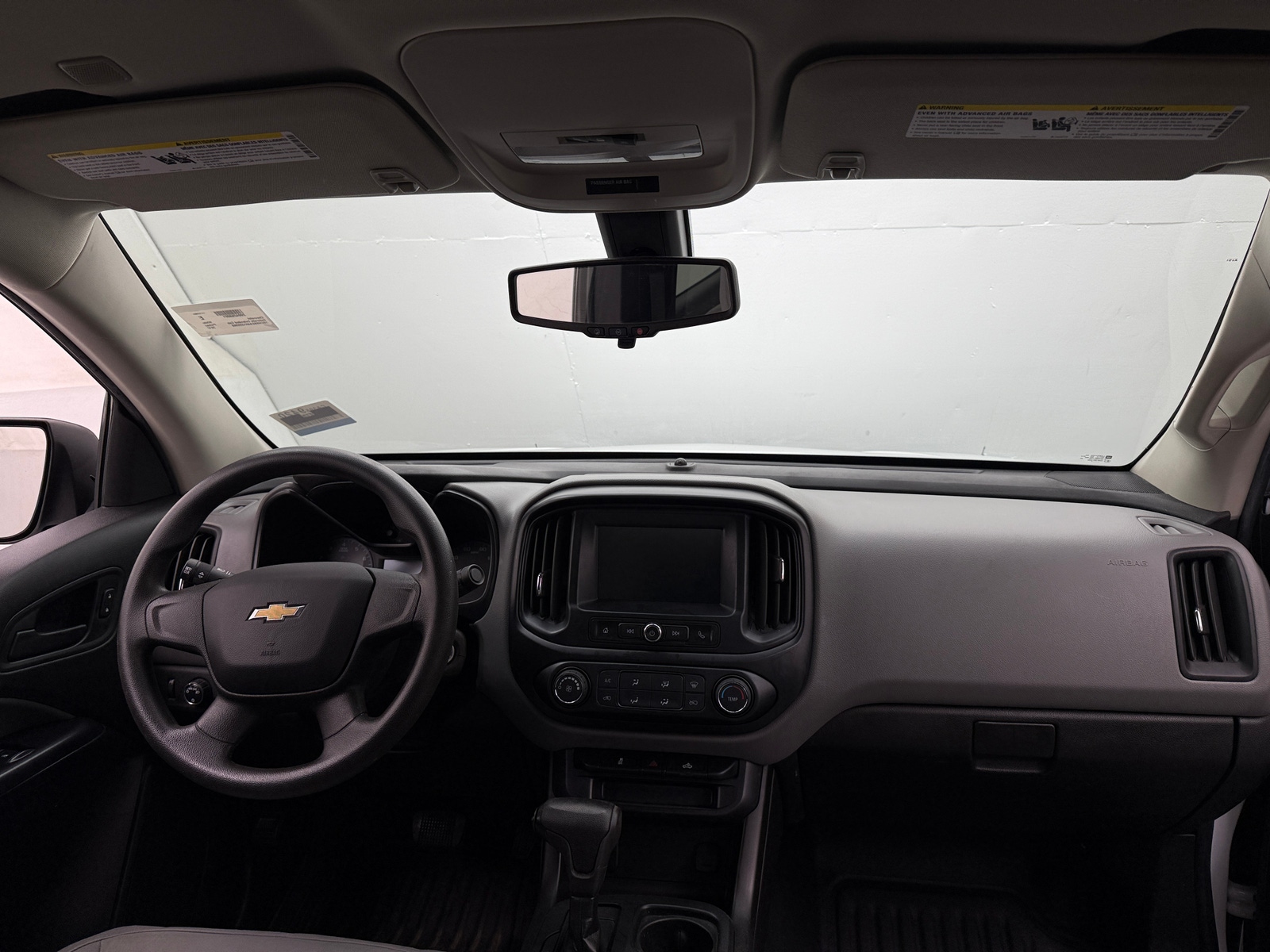 Thumbnail: 2017 Chevrolet Colorado - 3