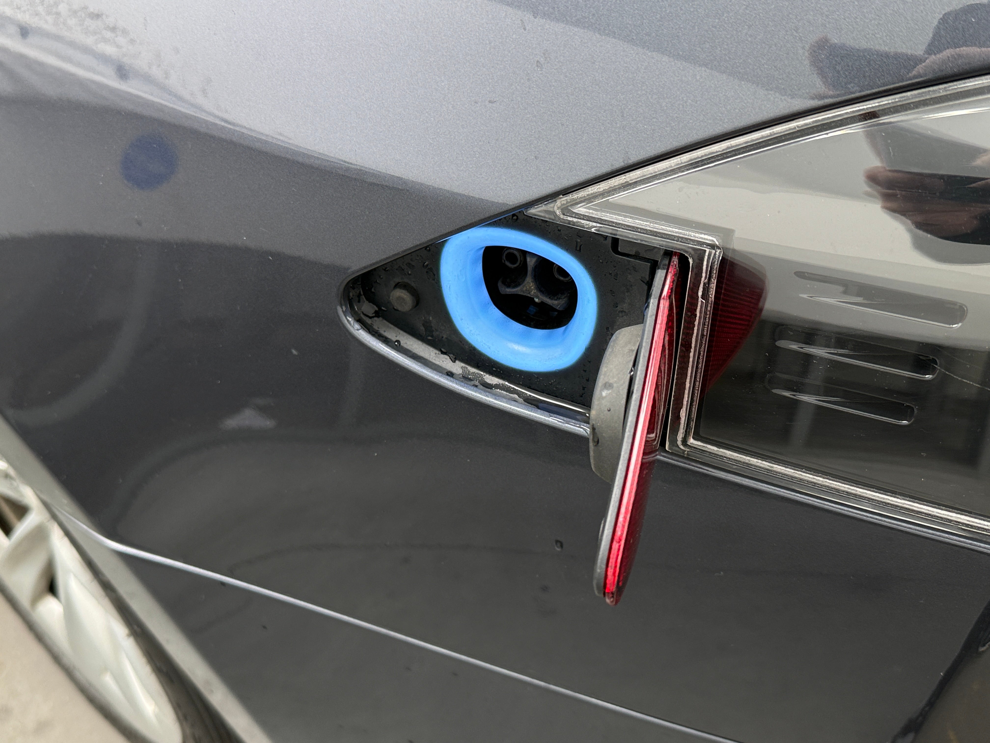 Used 2017 Tesla Model S 100D with VIN 5YJSA1E26HF195914 for sale in Auburn, WA