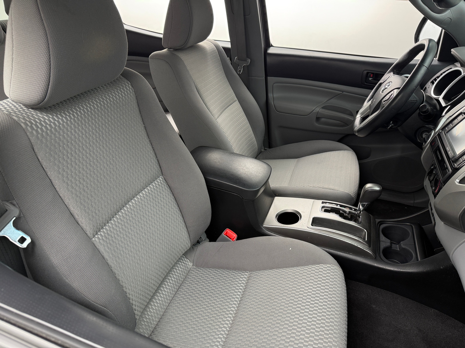 Thumbnail: 2015 Toyota Tacoma - 2