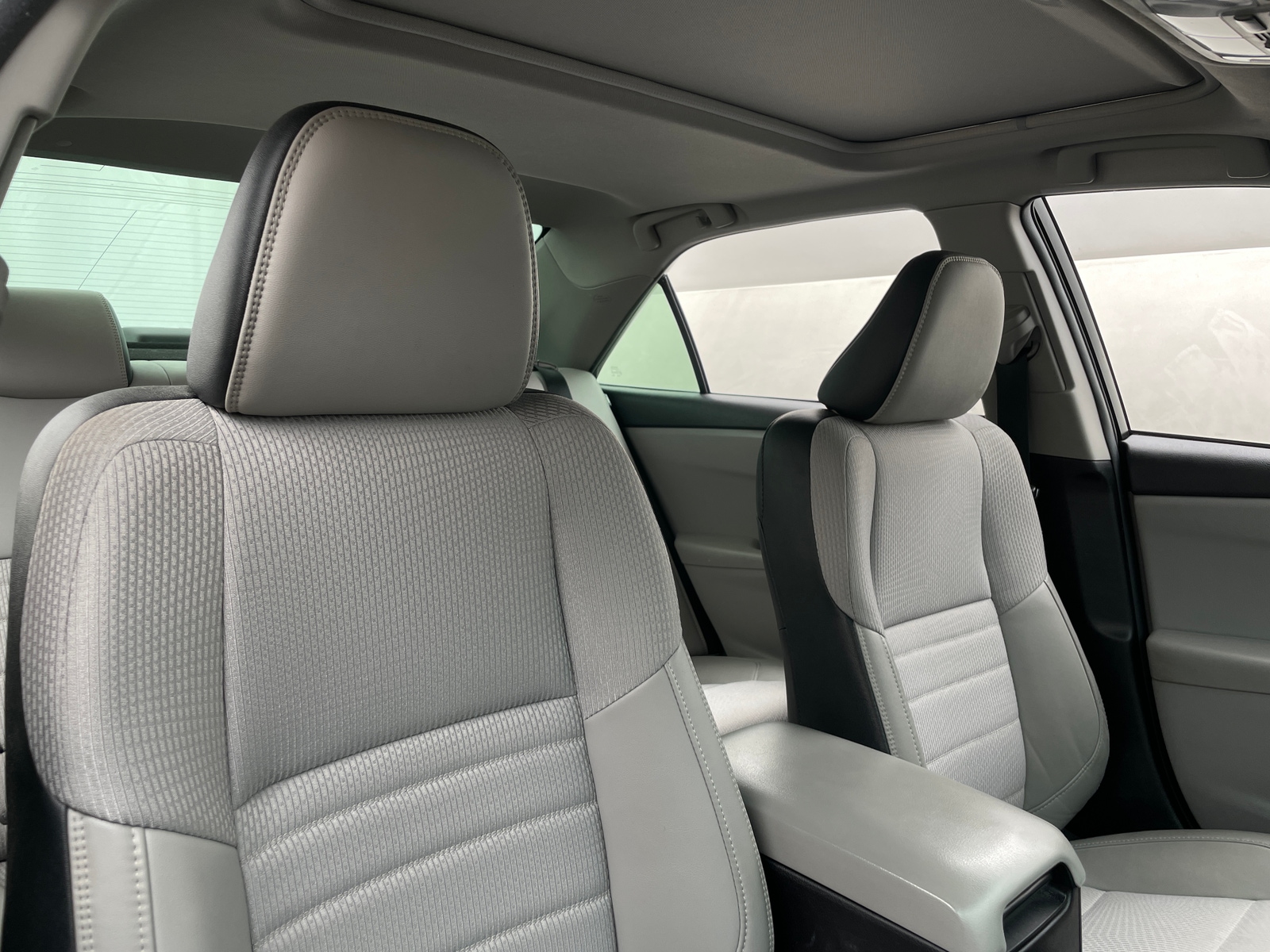 Thumbnail: 2016 Toyota Camry - 2