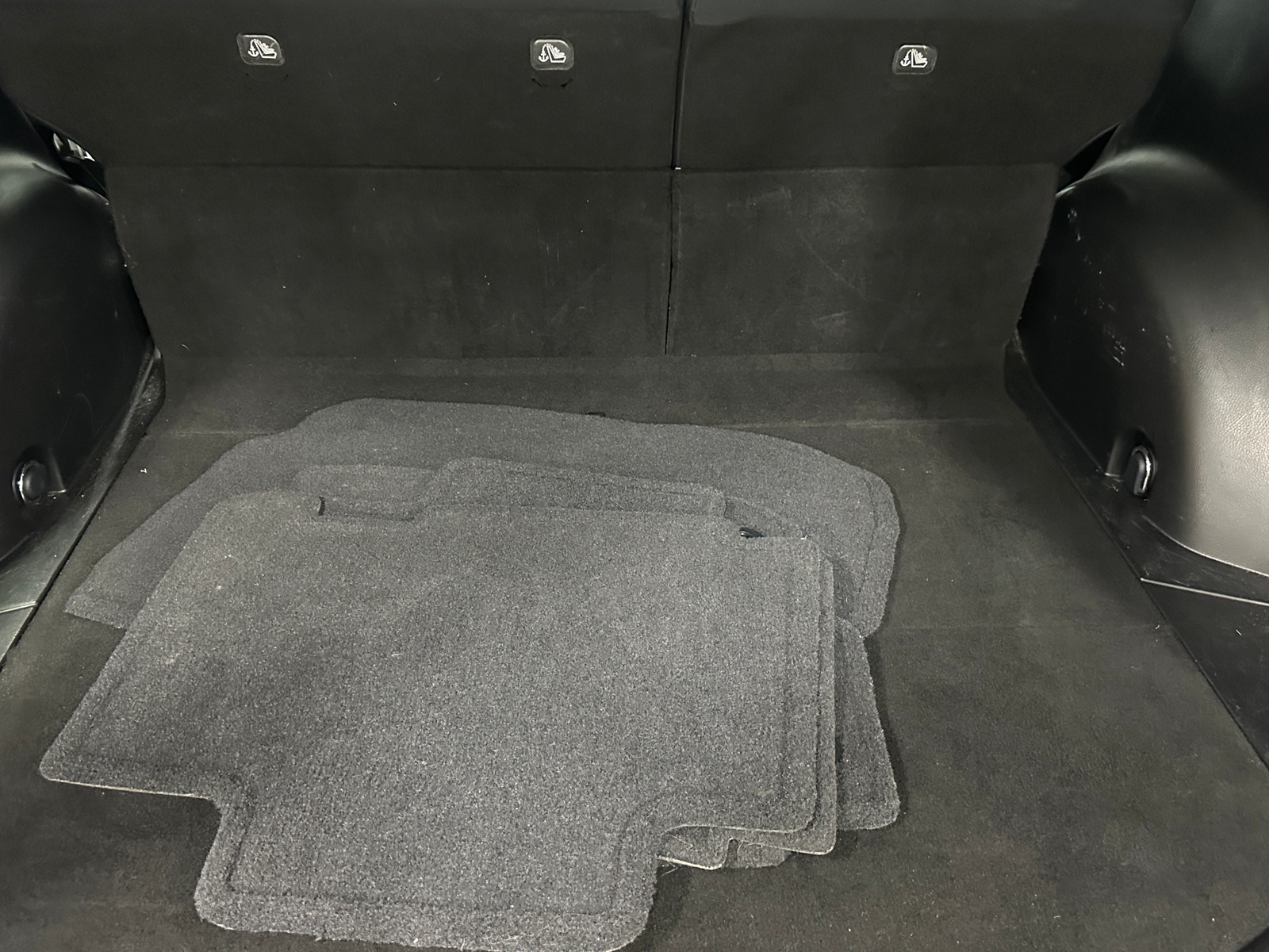 Thumbnail: 2018 Toyota RAV4 - 7