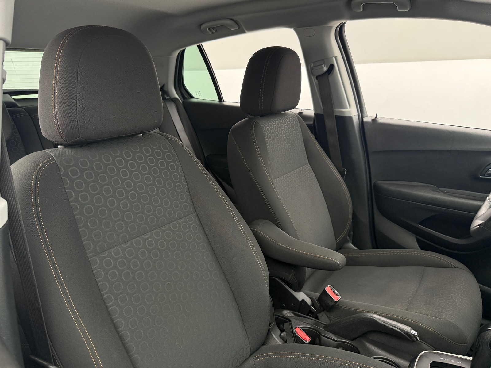 Thumbnail: 2020 Chevrolet Trax - 2