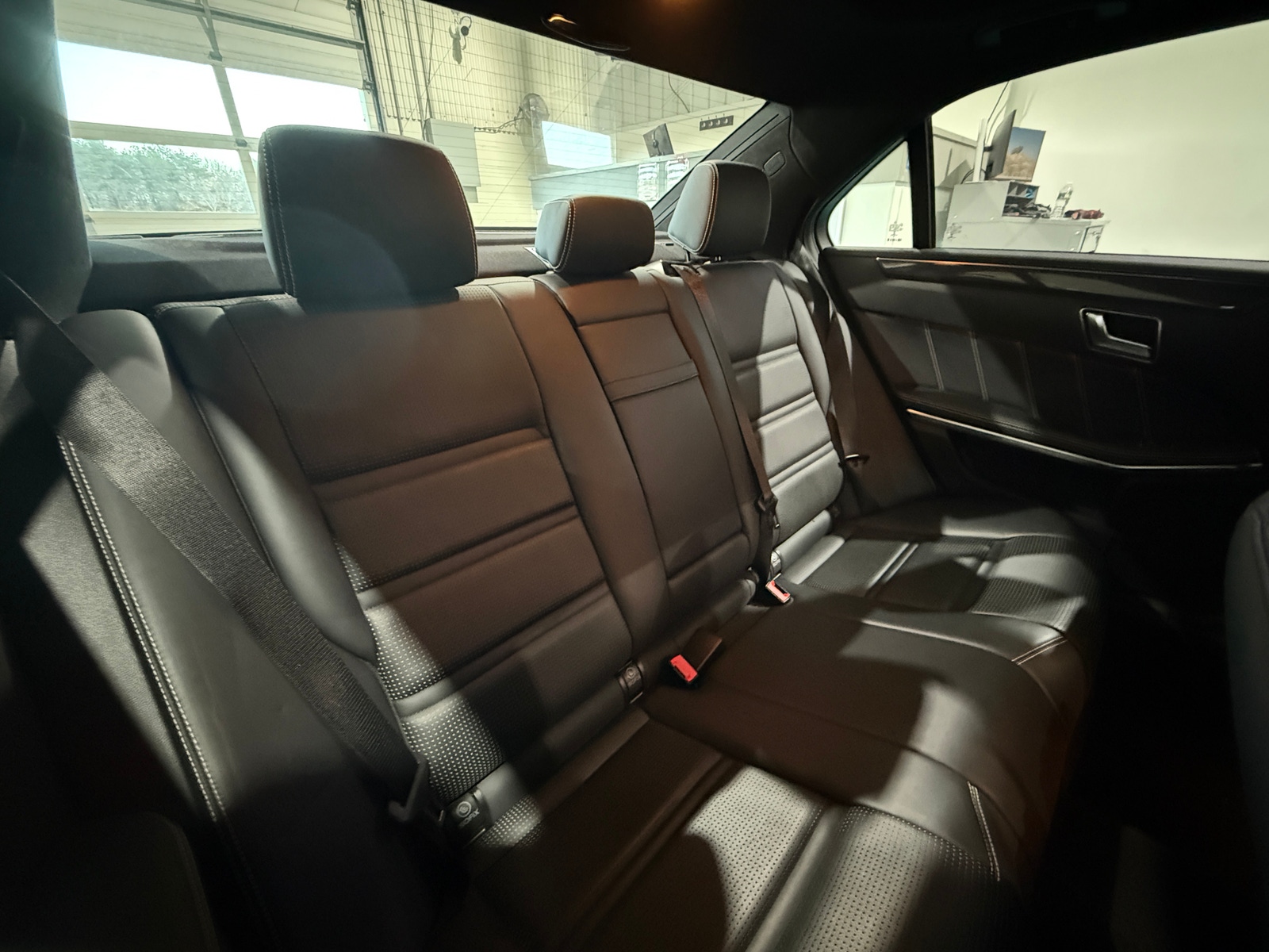 Thumbnail: 2016 Mercedes-Benz E-Class - 5