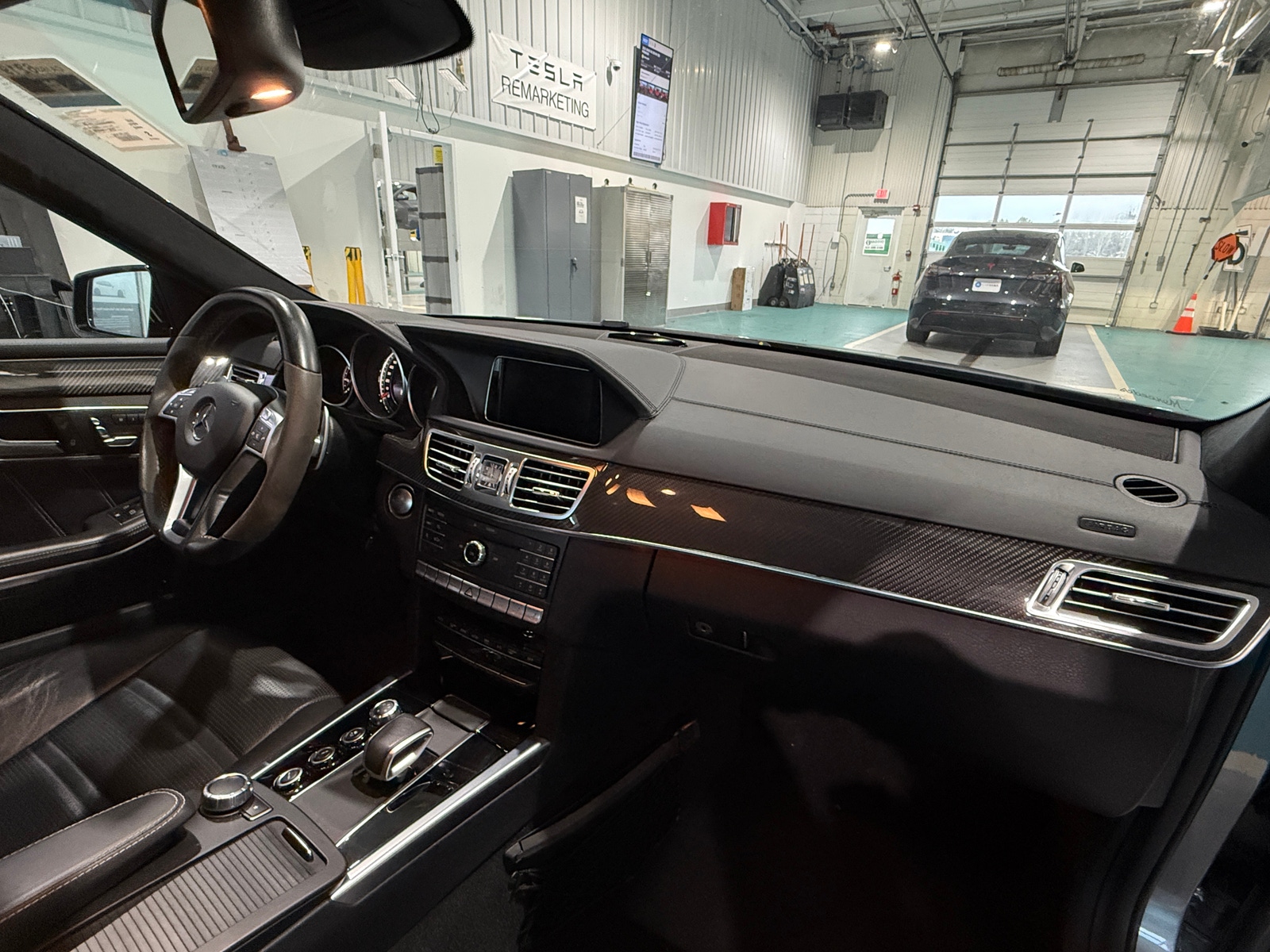 Thumbnail: 2016 Mercedes-Benz E-Class - 2