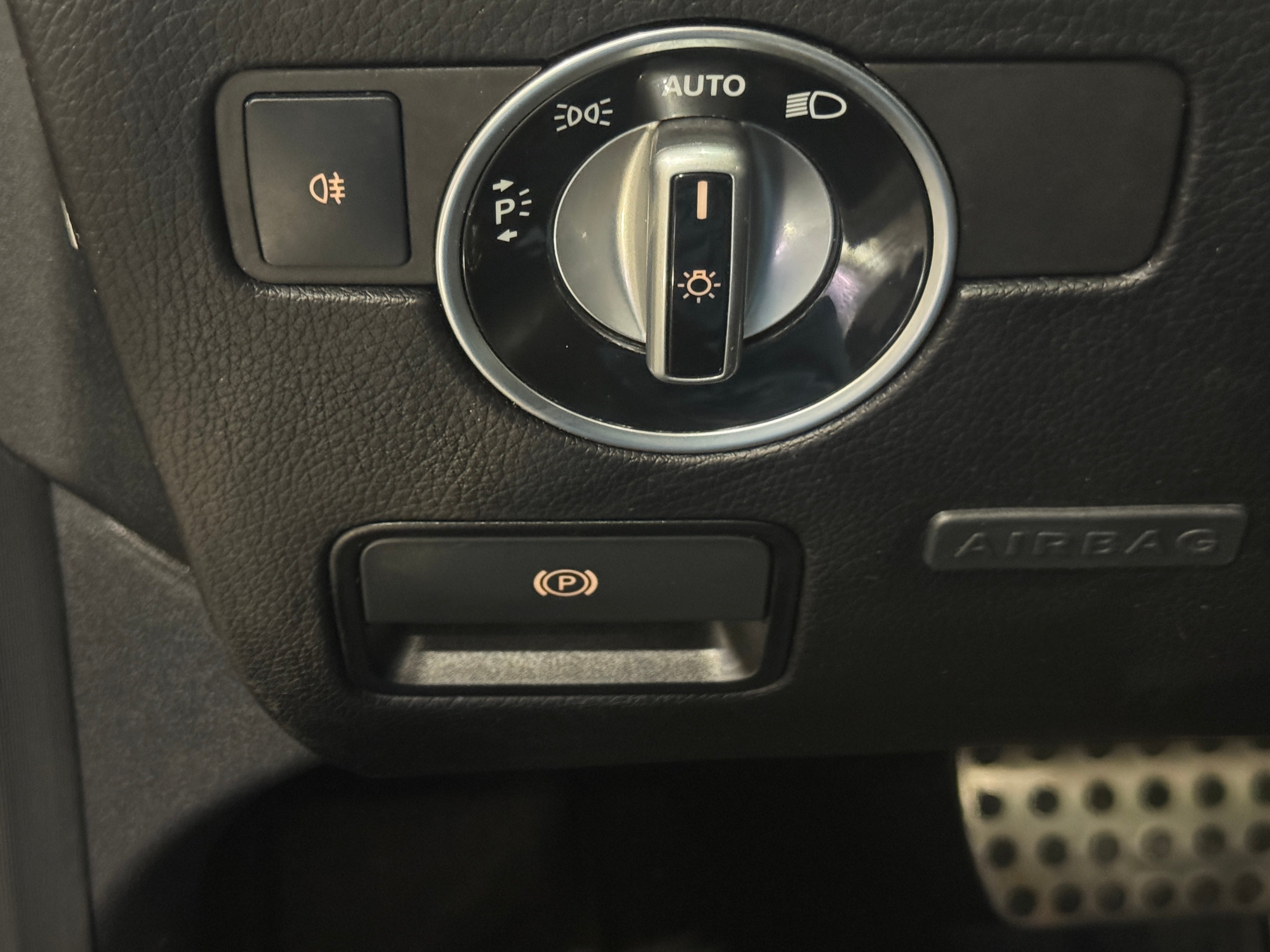 2012 Mercedes-Benz SLK-Class