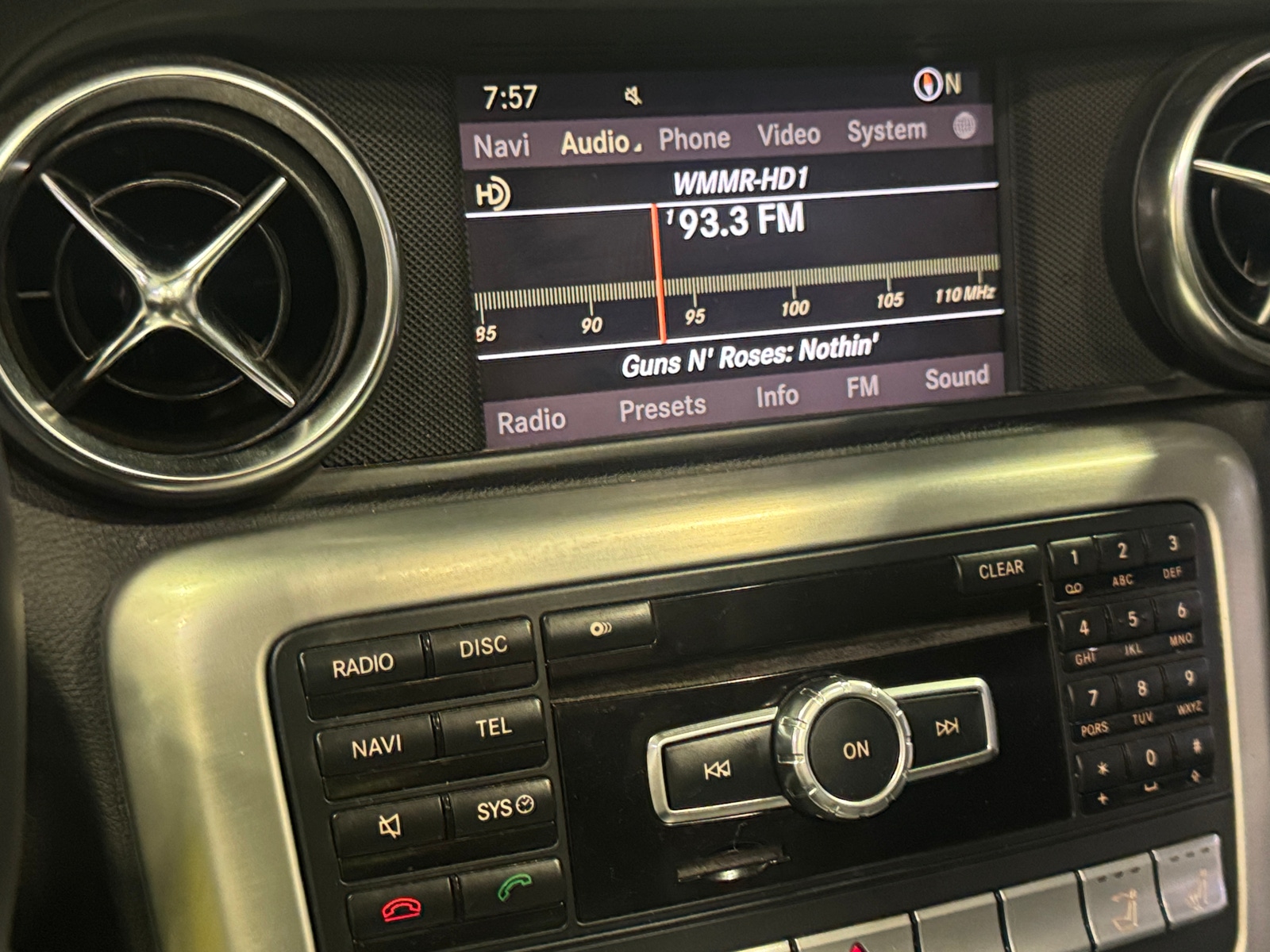 Thumbnail: 2012 Mercedes-Benz SLK - 3