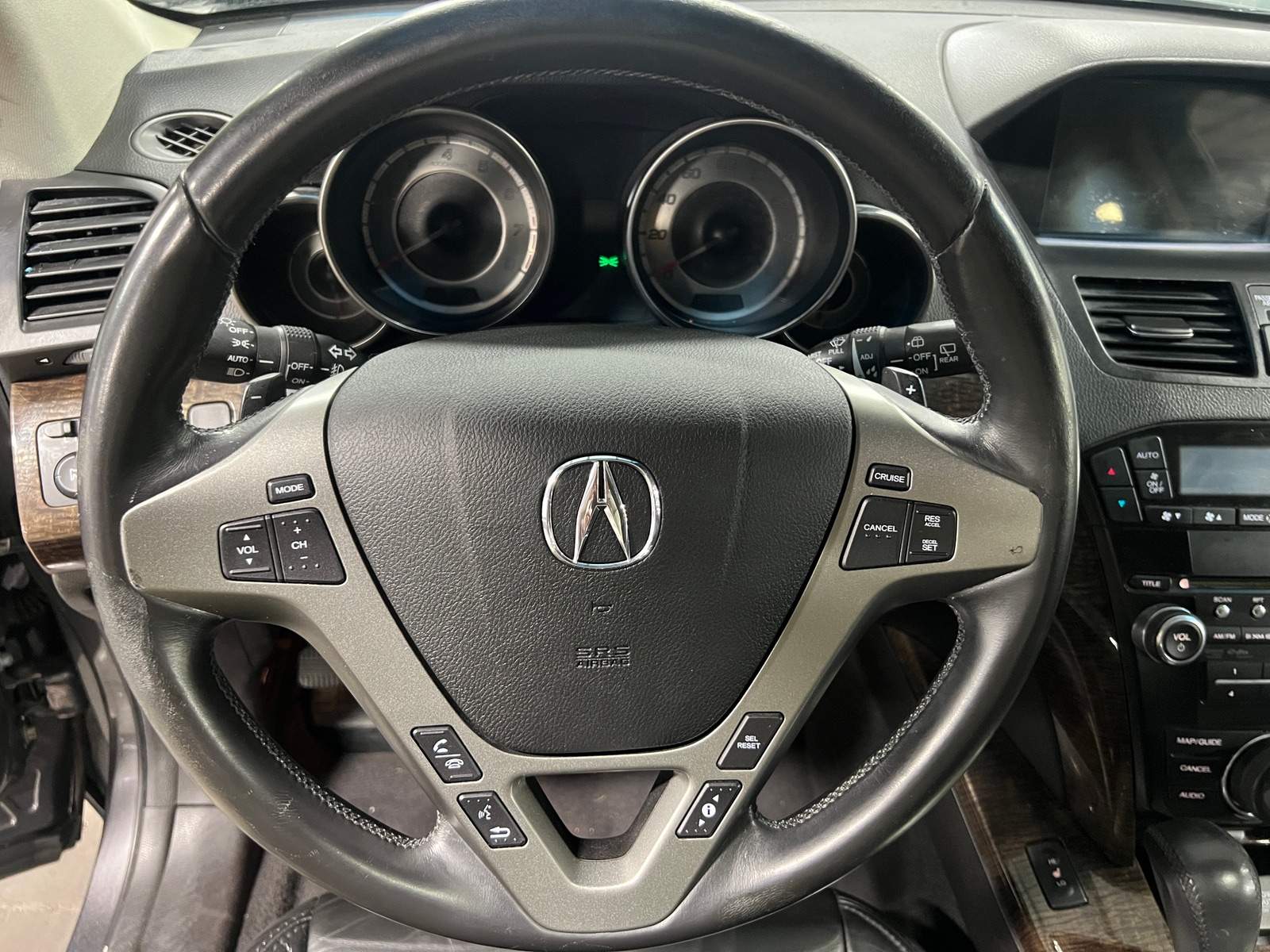 Thumbnail: 2011 Acura MDX - 4