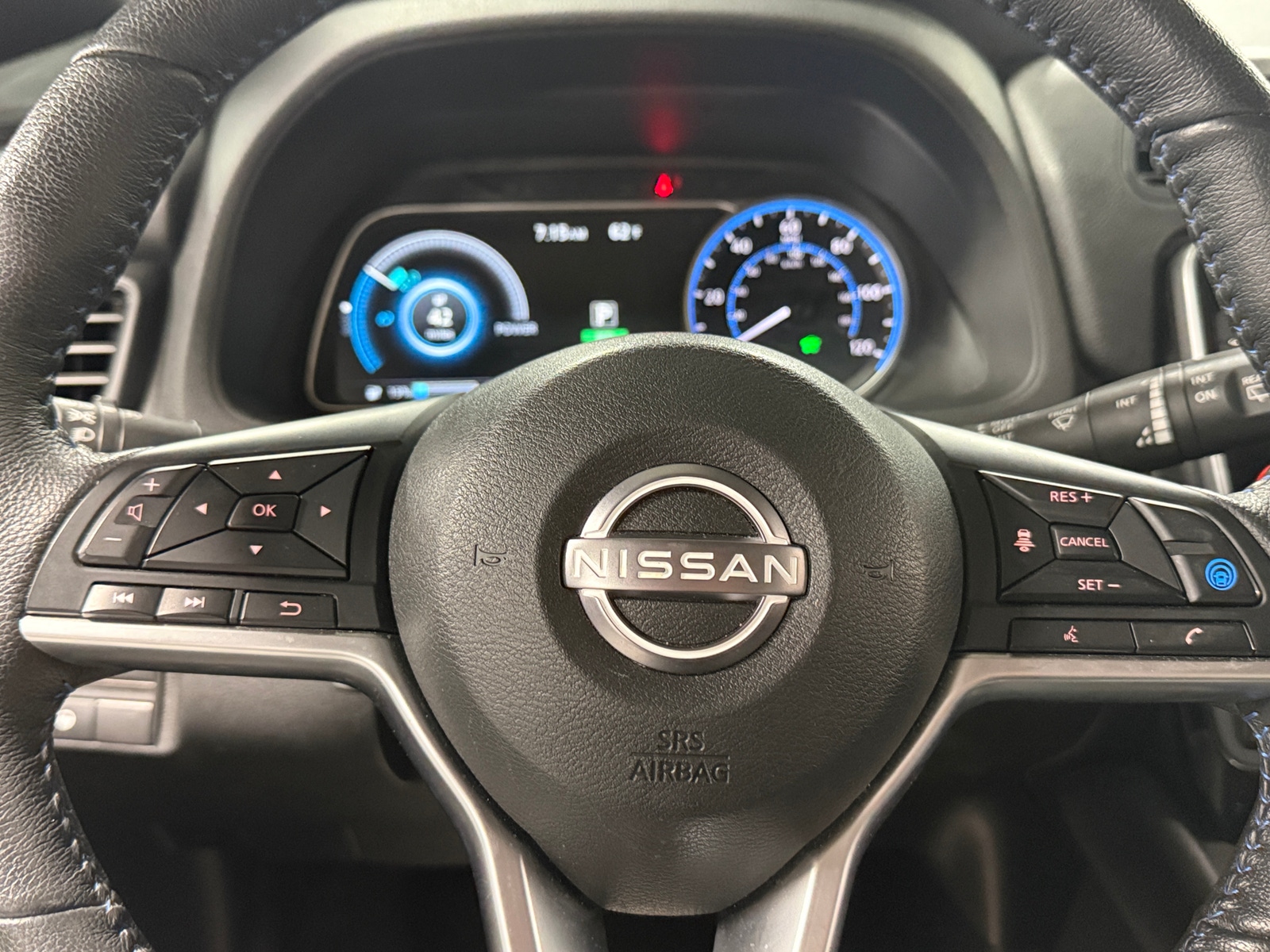 Thumbnail: 2024 Nissan Leaf - 5