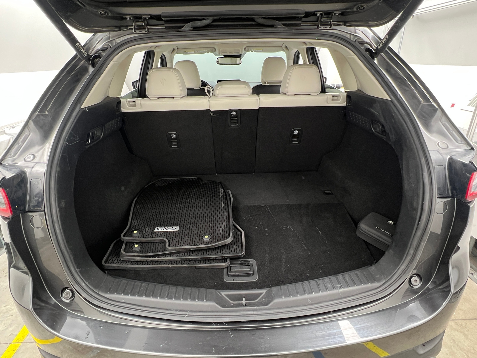 Thumbnail: 2022 Mazda CX-5 - 6