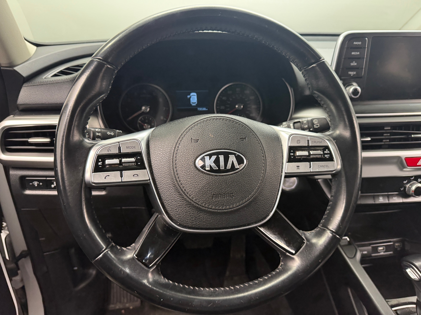 Thumbnail: 2020 Kia Telluride - 4