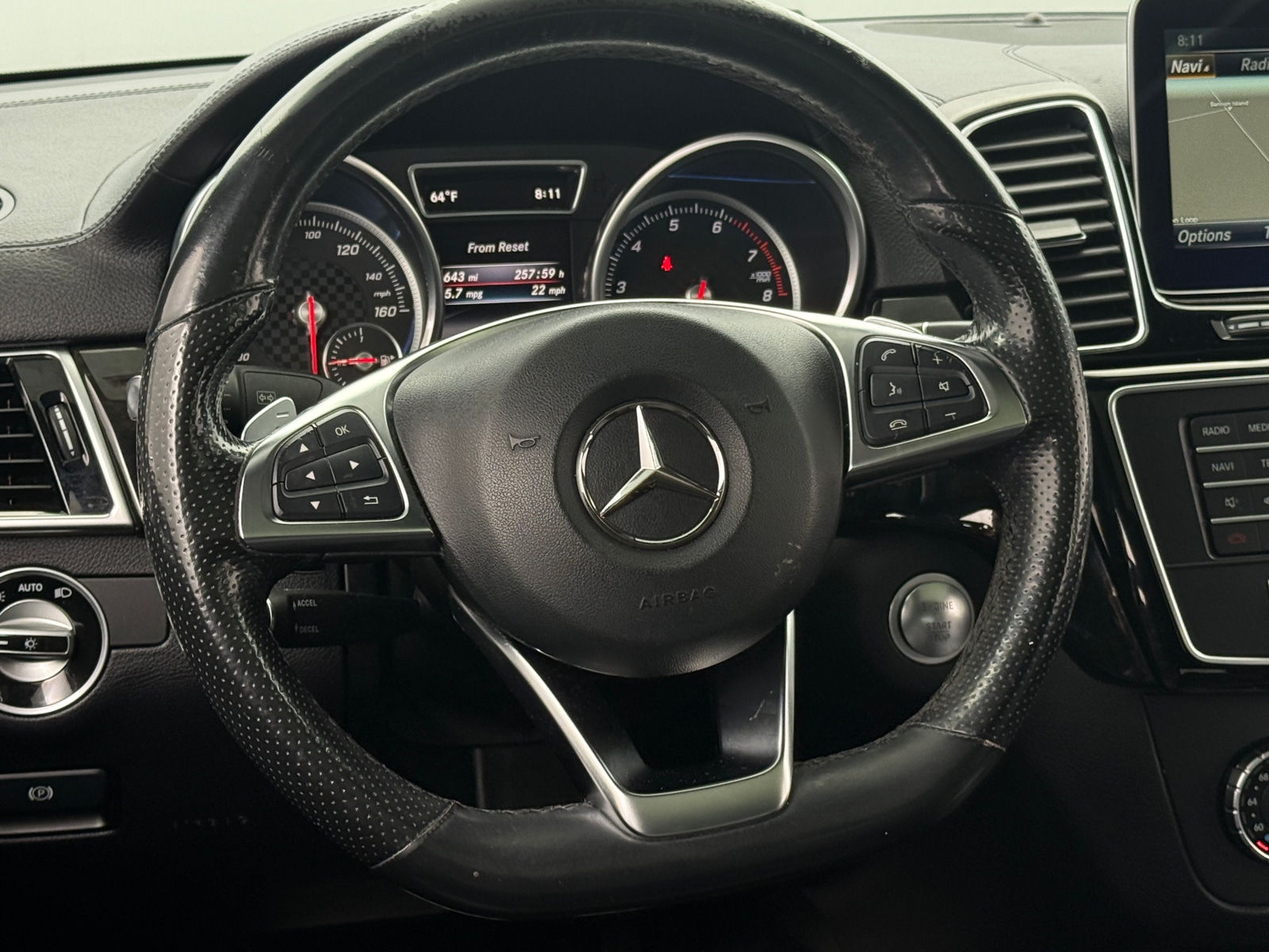 Thumbnail: 2017 Mercedes-Benz GLE - 4