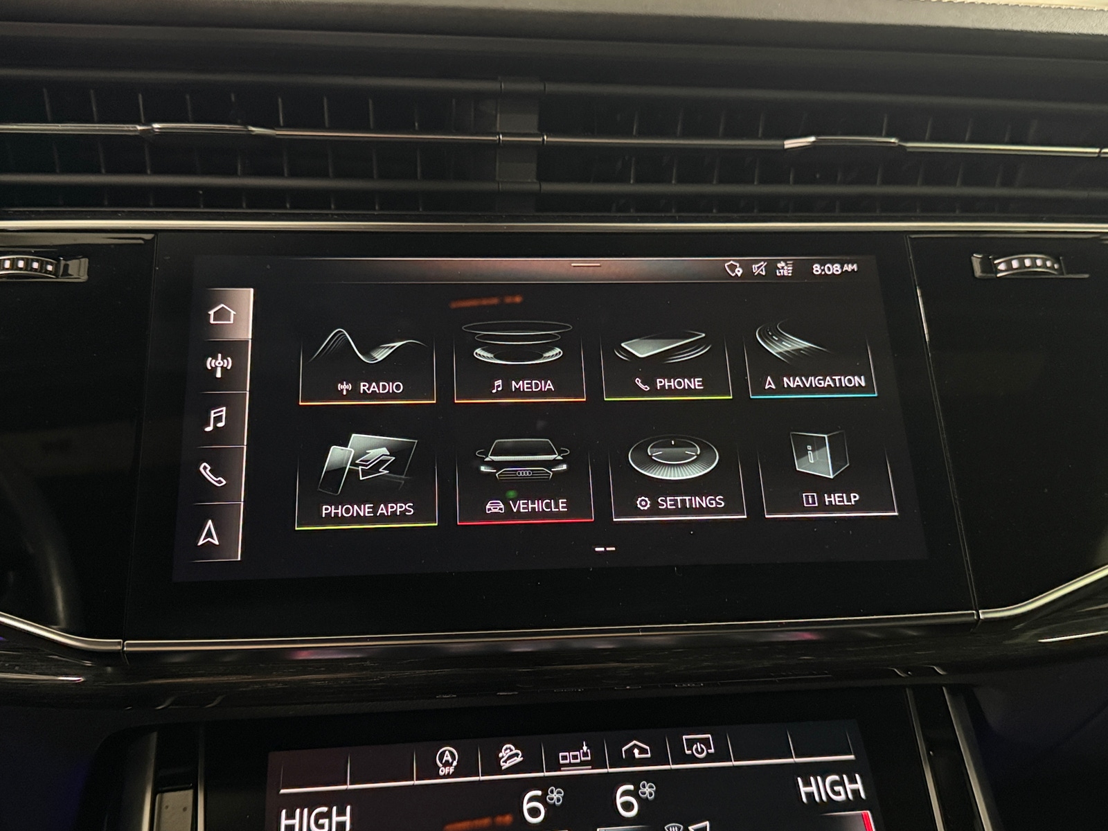 Thumbnail: 2020 Audi Q8 - 3