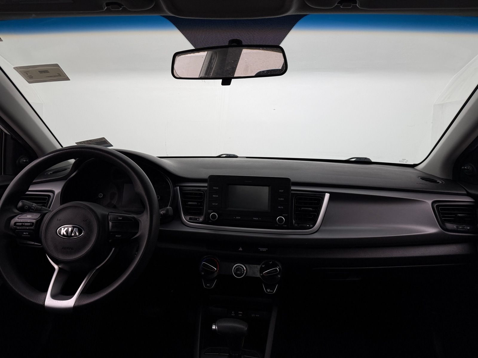 Thumbnail: 2018 Kia Rio - 3