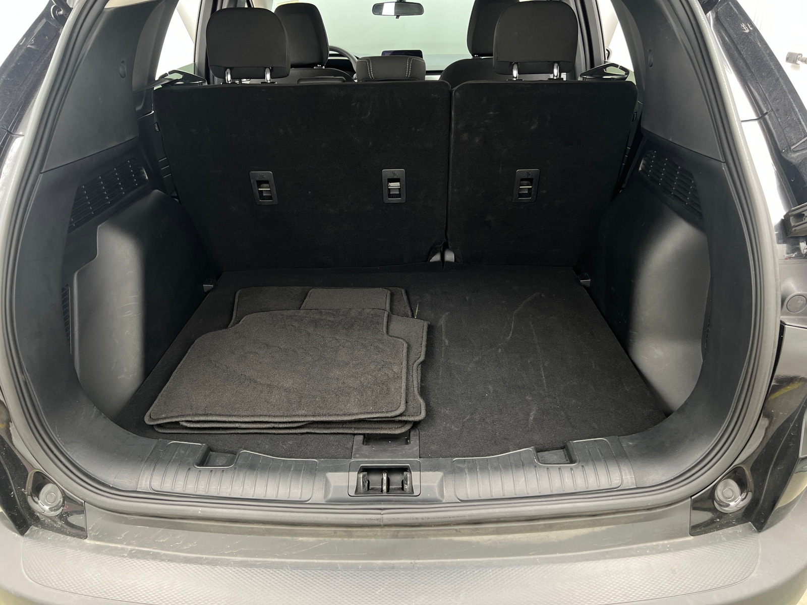 Thumbnail: 2025 Ford Escape - 7