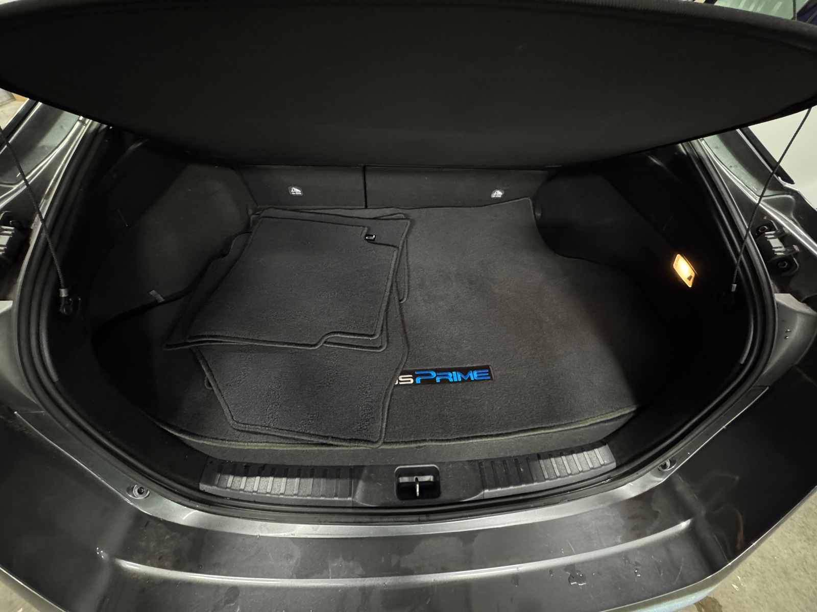 Thumbnail: 2018 Toyota Prius Prime - 6