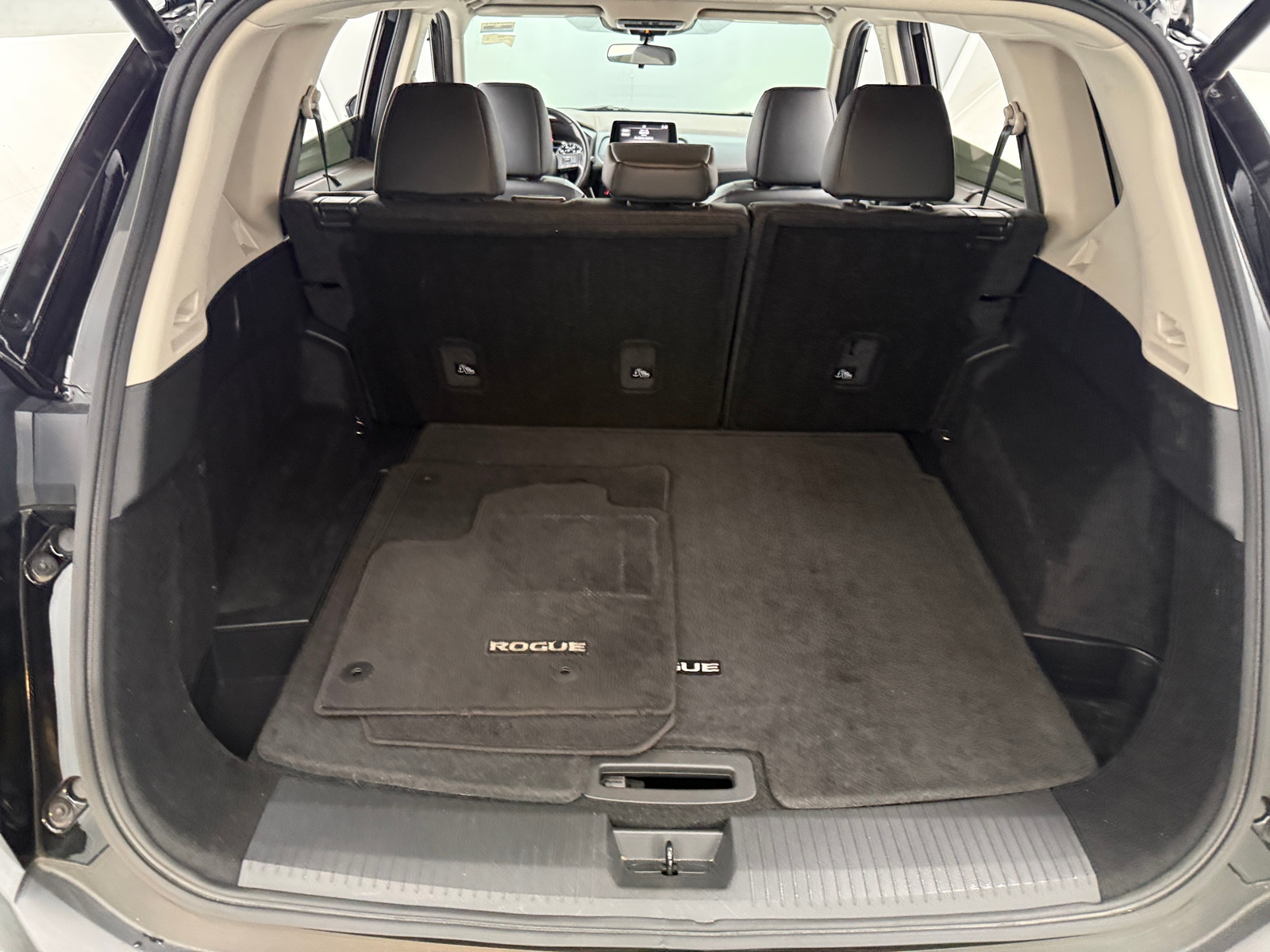 Thumbnail: 2023 Nissan Rogue - 7