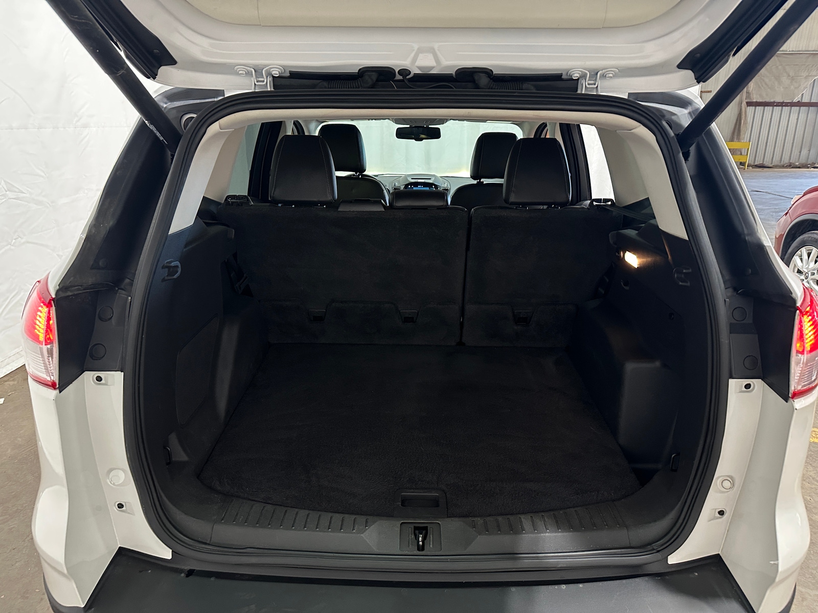 Thumbnail: 2016 Ford Escape - 6