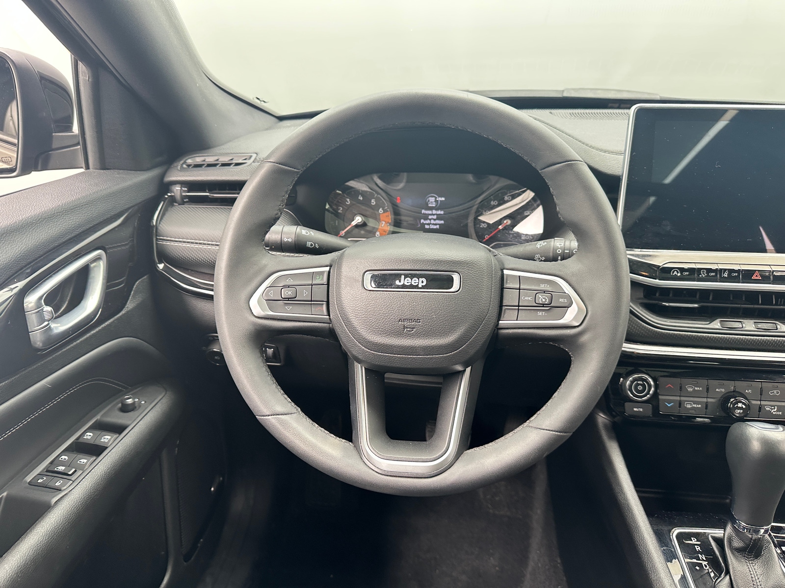 Thumbnail: 2023 Jeep Compass - 5