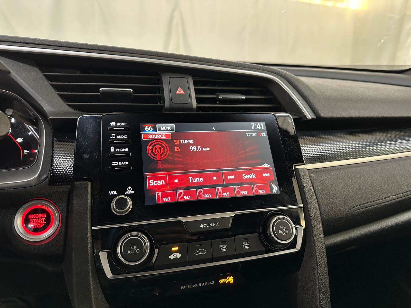 Thumbnail: 2020 Honda Civic - 4