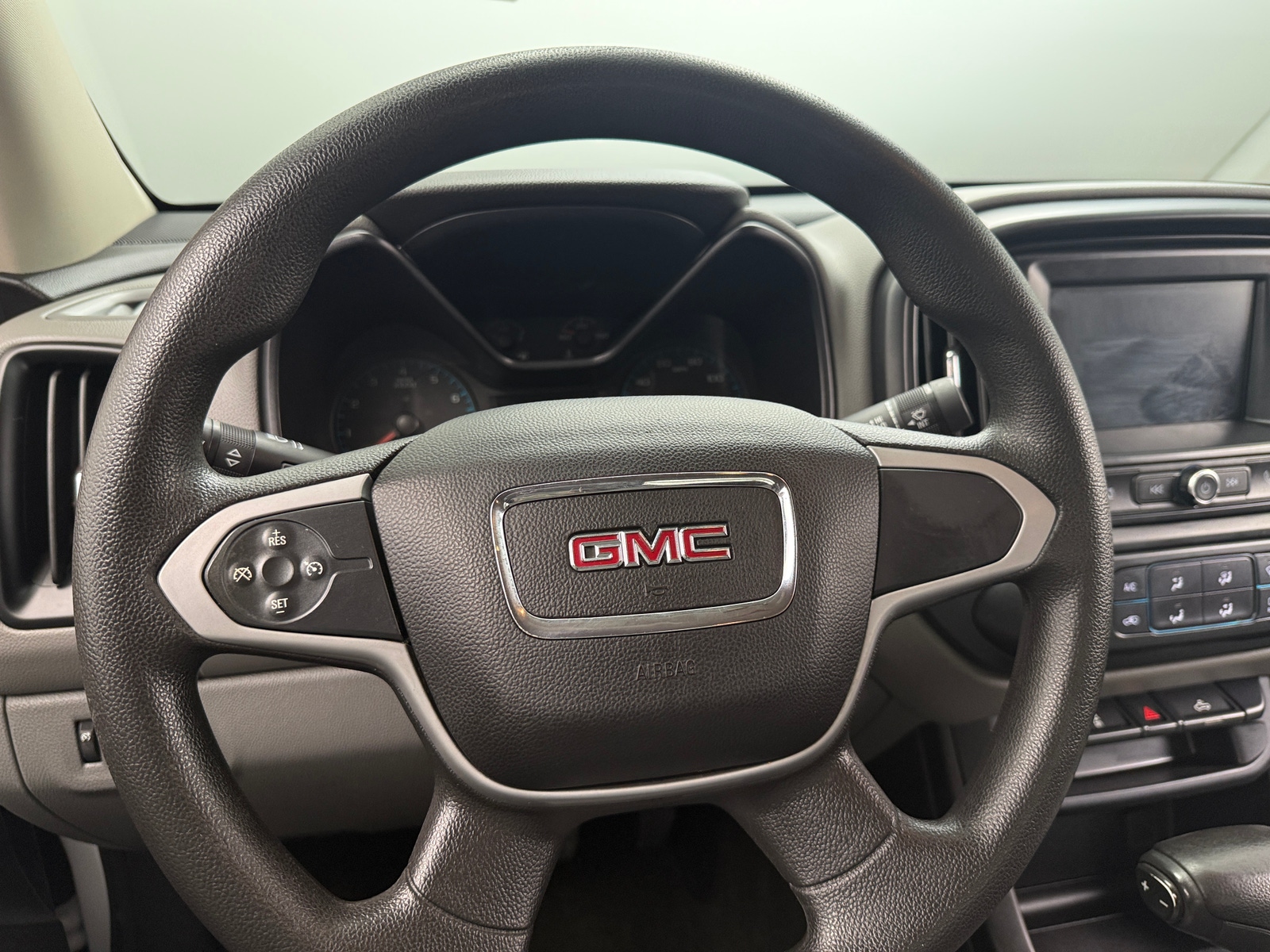 Thumbnail: 2018 GMC Canyon - 5