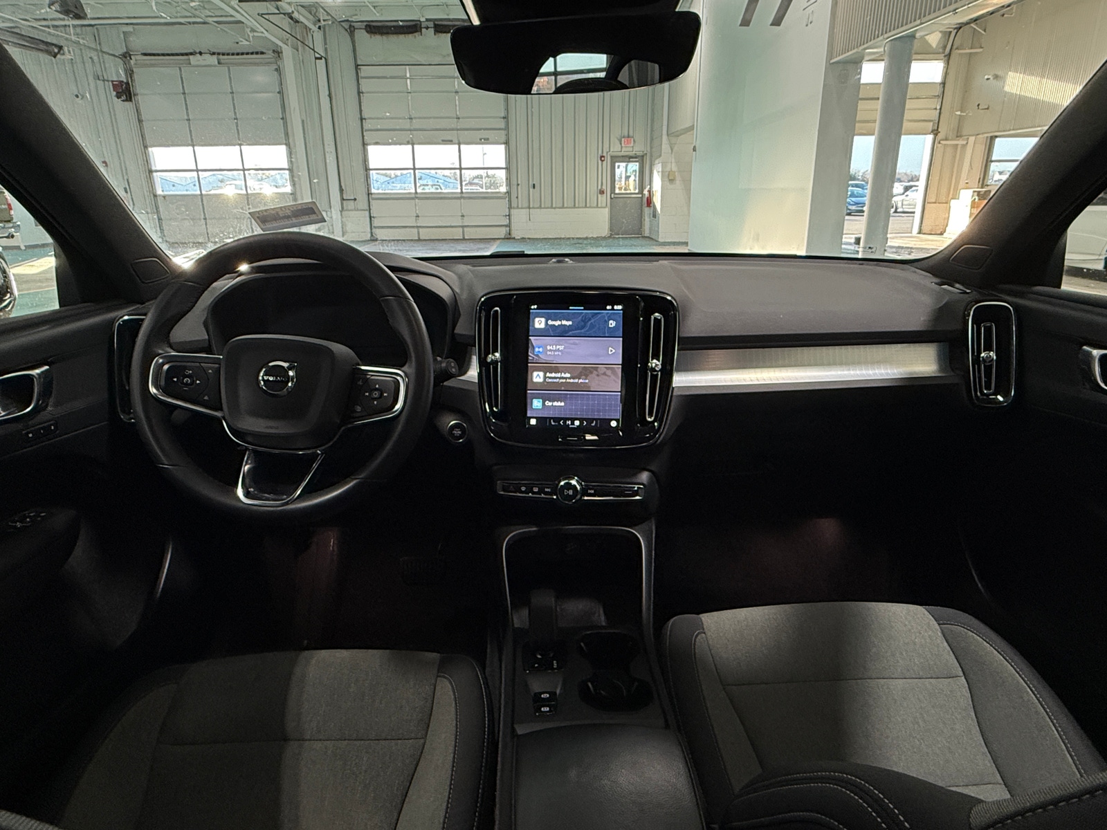 Thumbnail: 2024 Volvo XC40 - 3