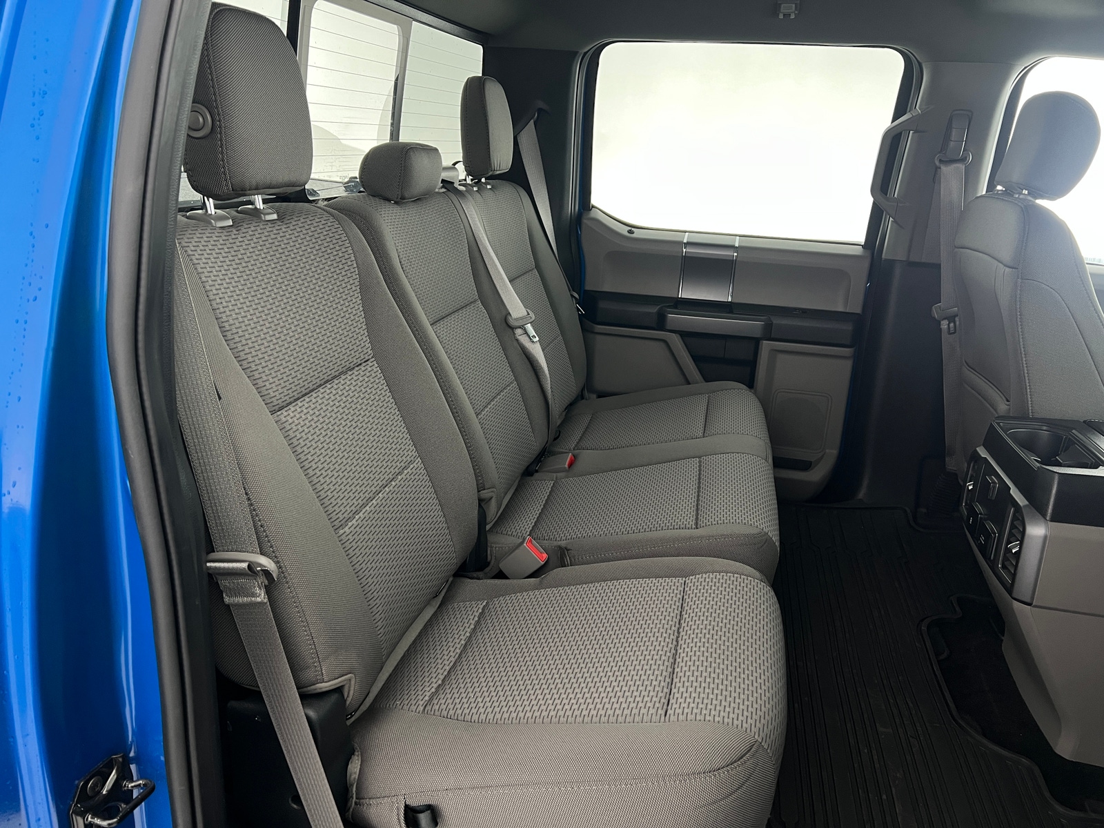 Thumbnail: 2019 Ford Econoline - 6