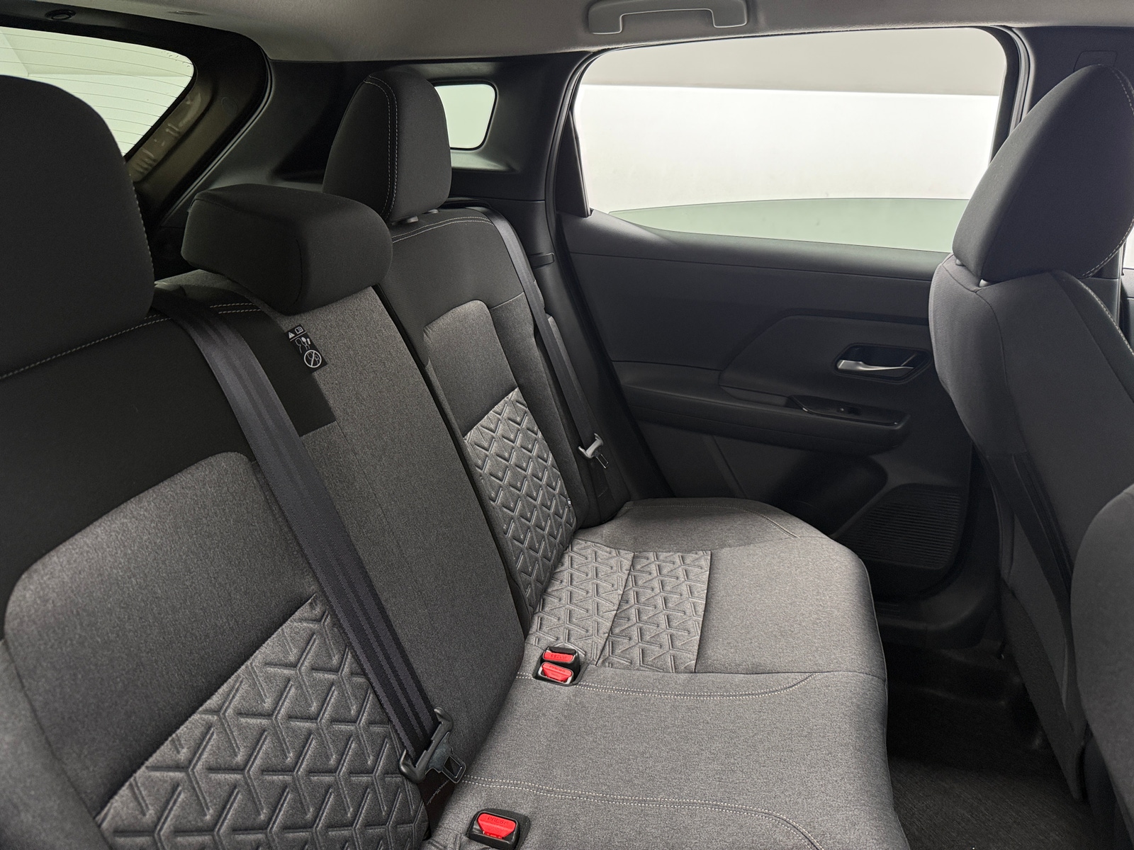 Thumbnail: 2025 Nissan Kicks - 6