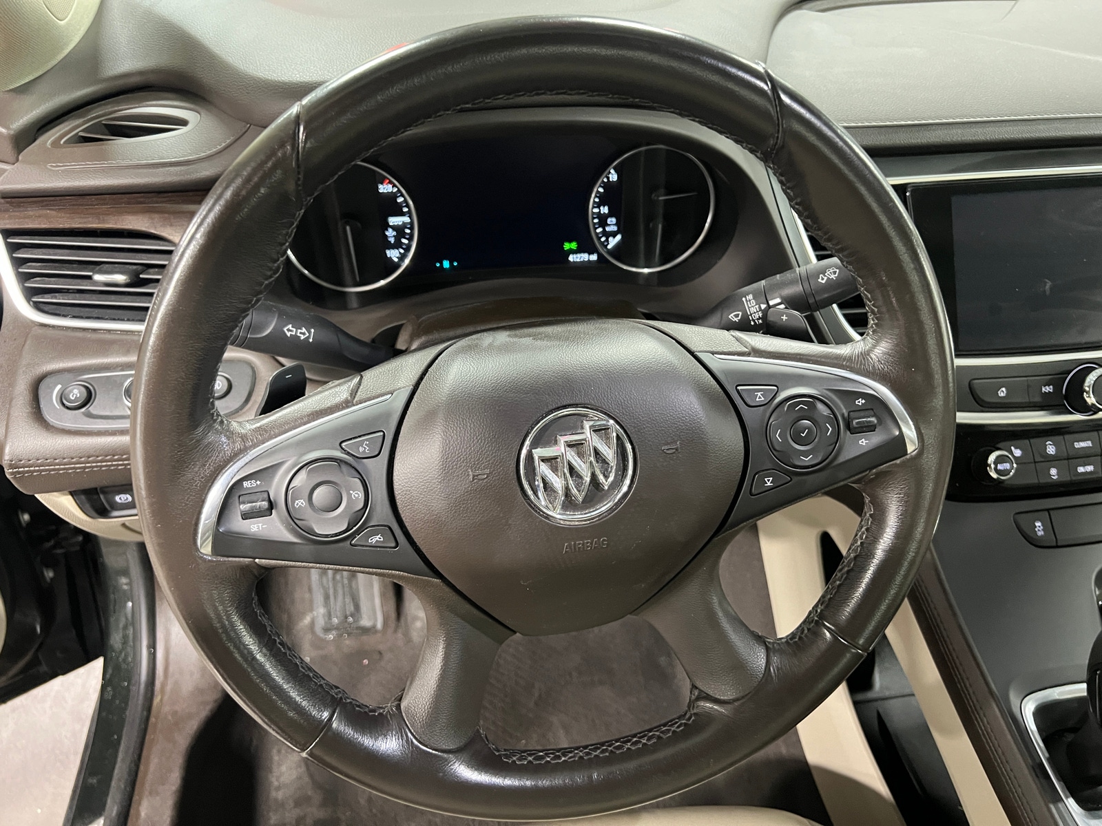 Thumbnail: 2017 Buick LaCrosse - 4