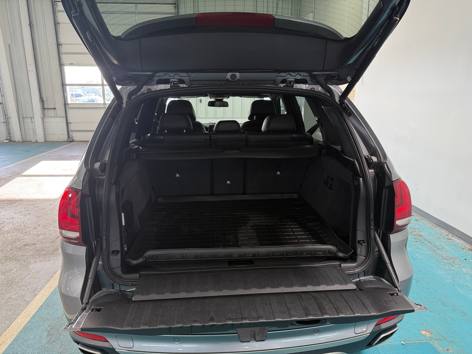 Thumbnail: 2018 BMW X5 - 6