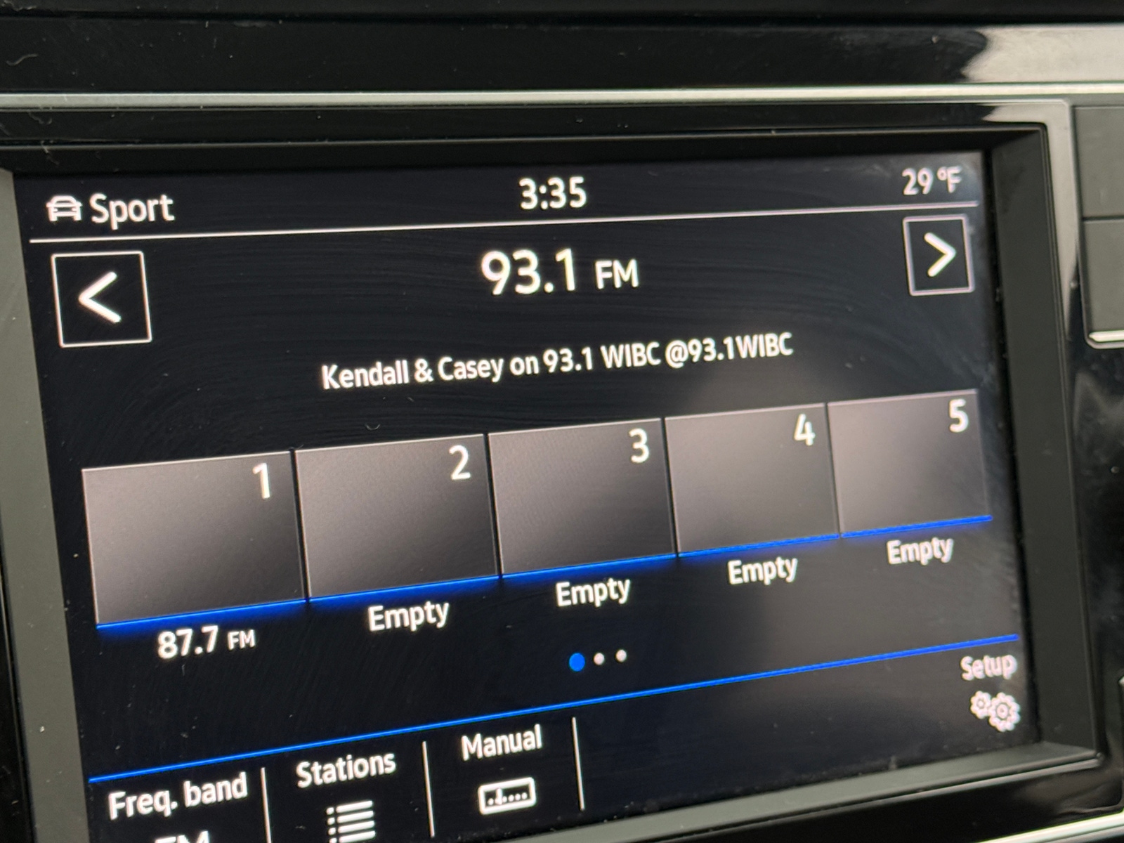 Thumbnail: 2019 Volkswagen Golf - 3