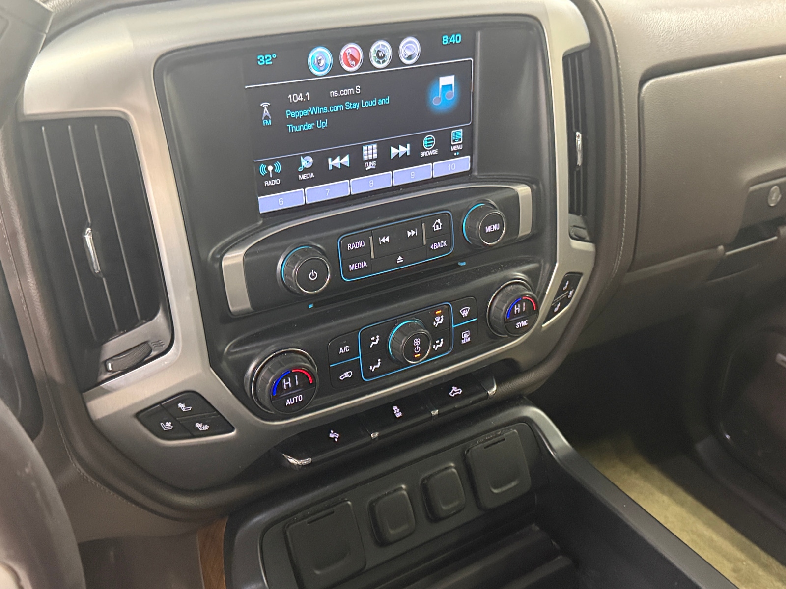 Thumbnail: 2017 GMC Sierra 1500 - 3