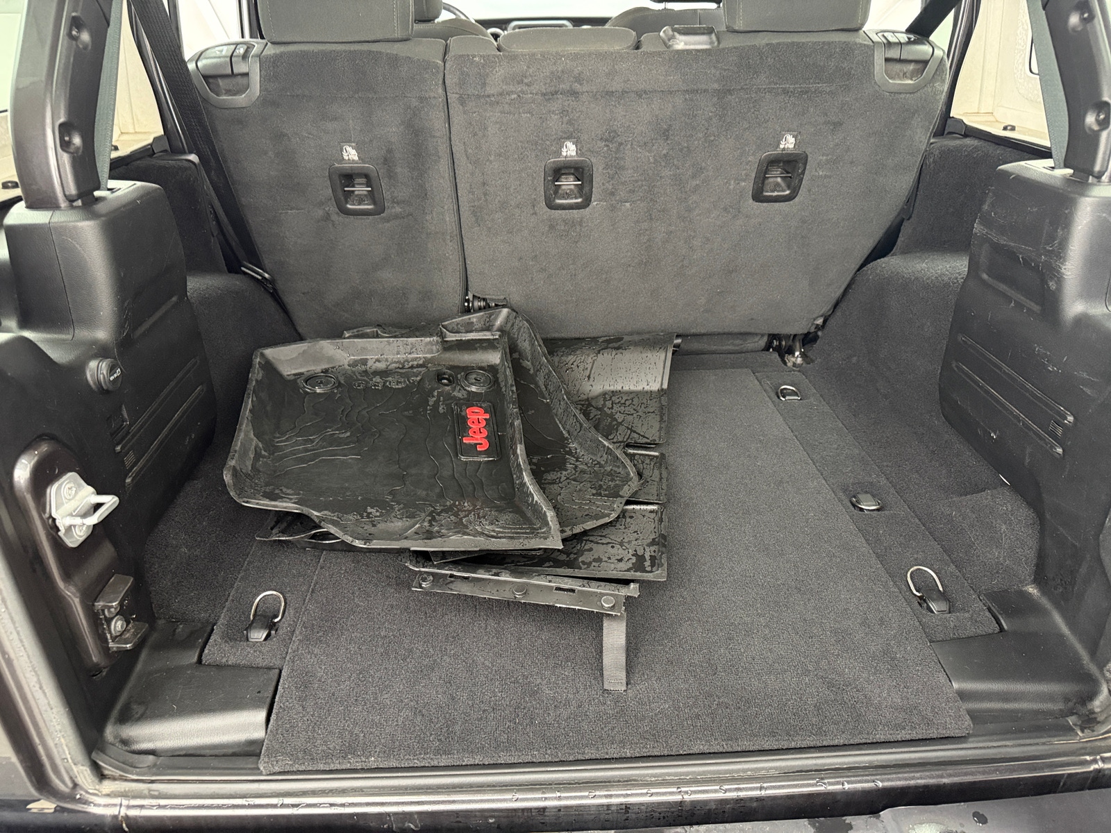 Thumbnail: 2021 Jeep Wrangler - 7