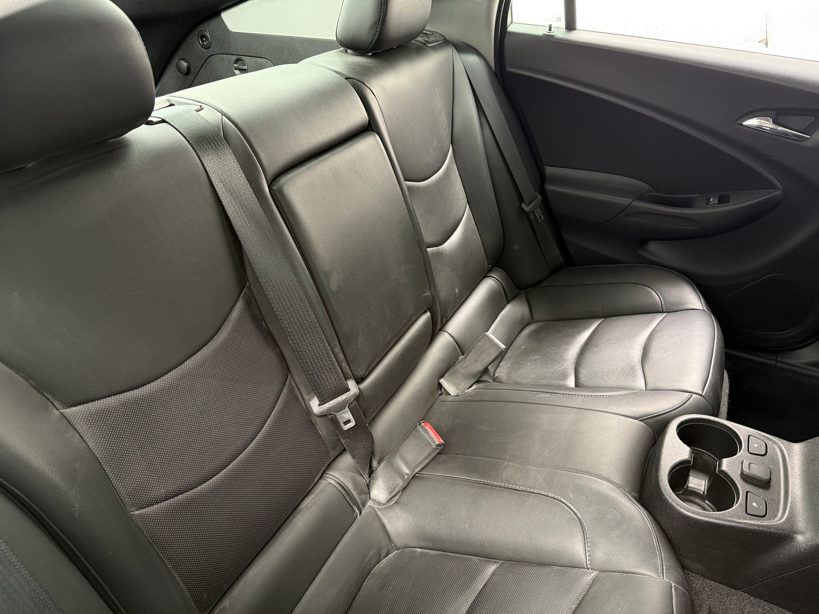 Thumbnail: 2018 Chevrolet Volt - 5