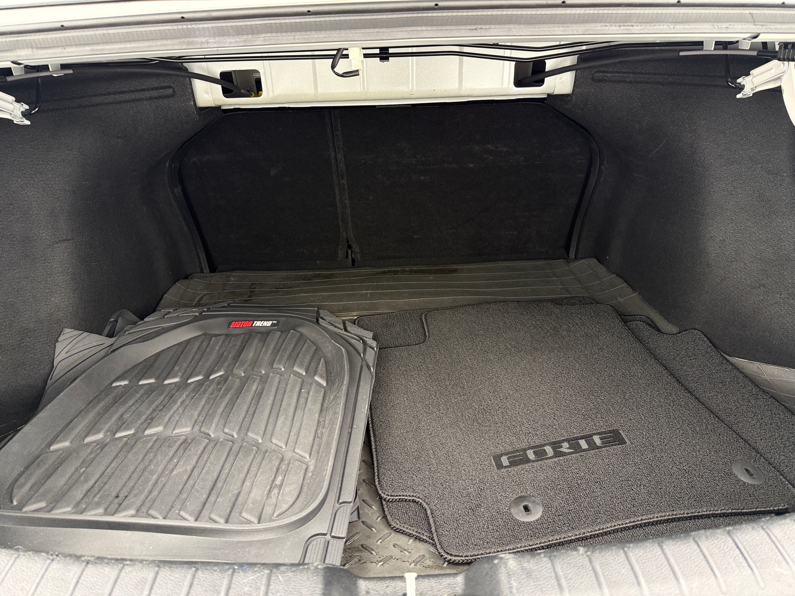 Thumbnail: 2020 Kia Forte - 7