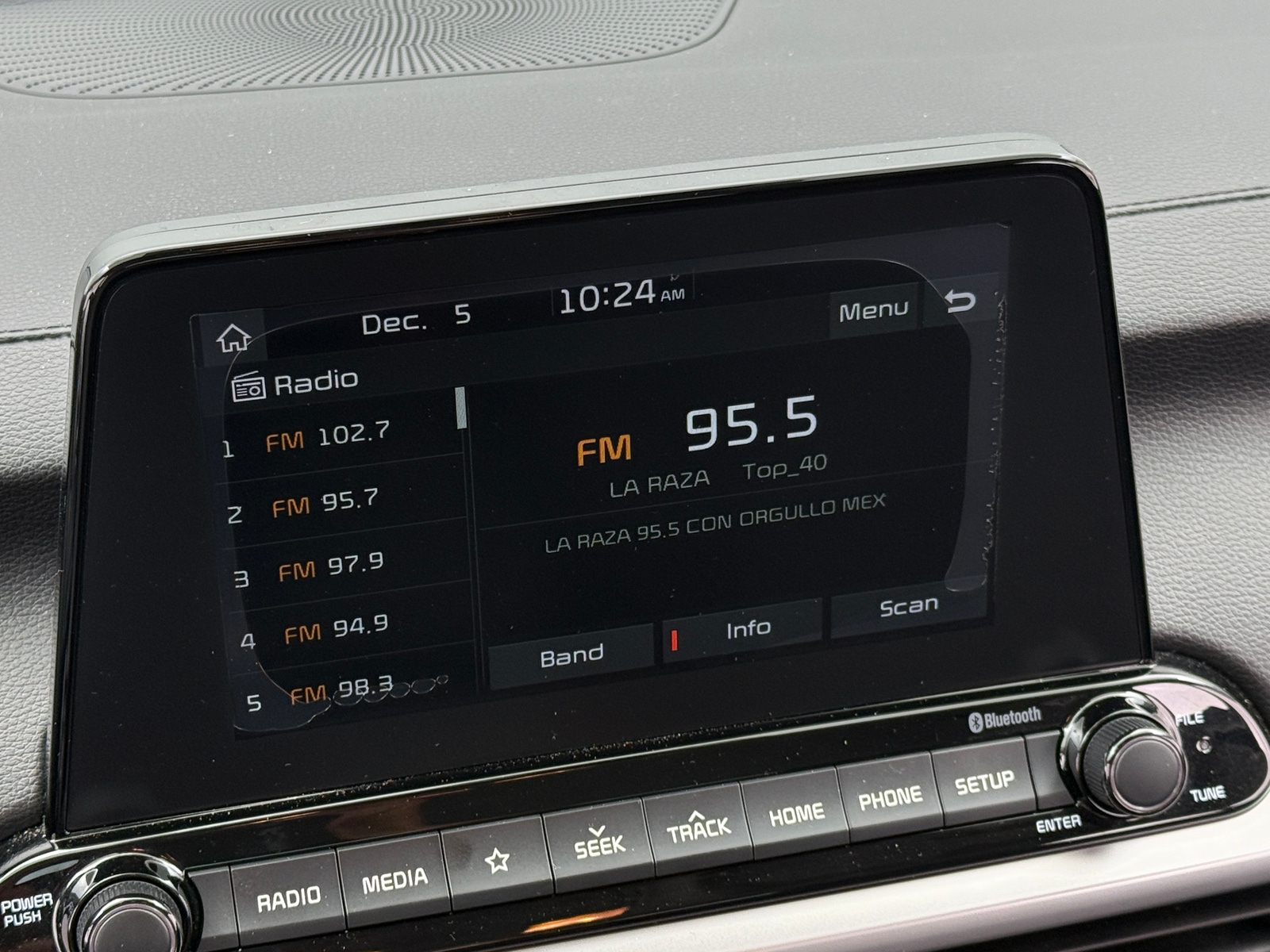 Thumbnail: 2020 Kia Forte - 4