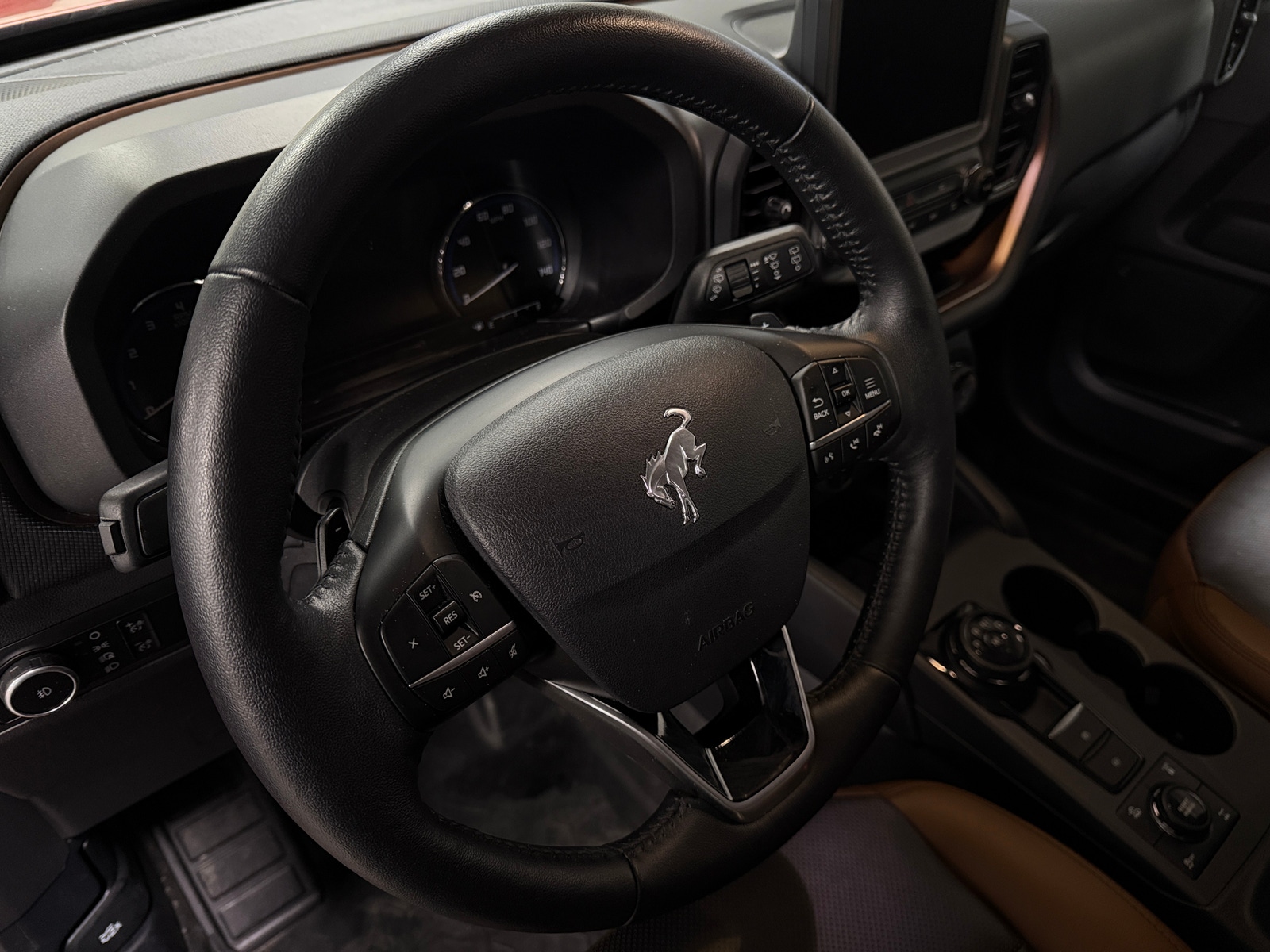 Thumbnail: 2023 Ford Bronco Sport - 4