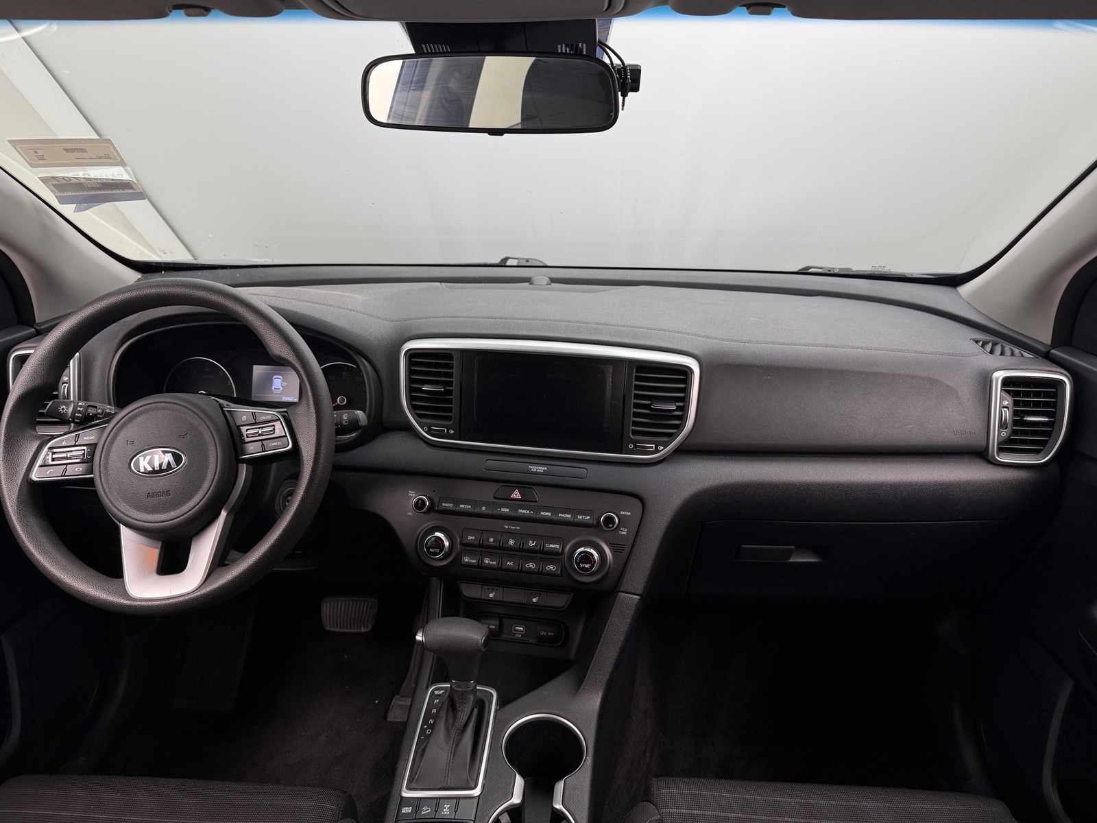 Thumbnail: 2020 Kia Sportage - 3