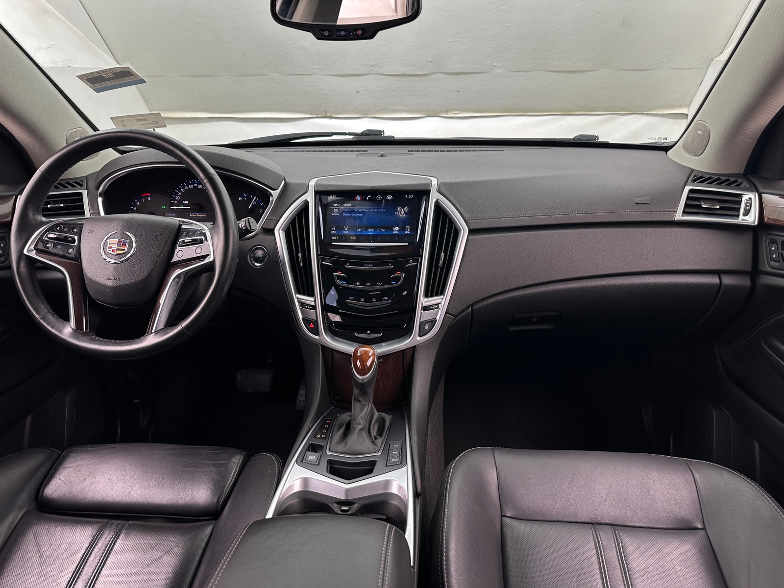 Thumbnail: 2016 Cadillac SRX - 2