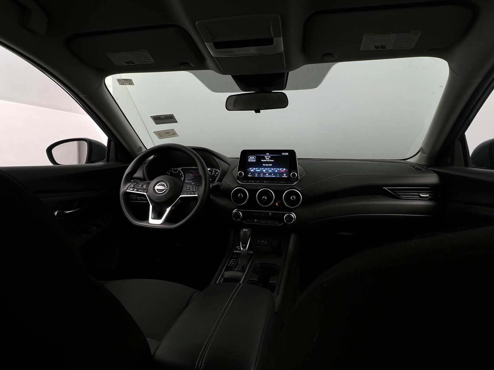 Thumbnail: 2024 Nissan Sentra - 3