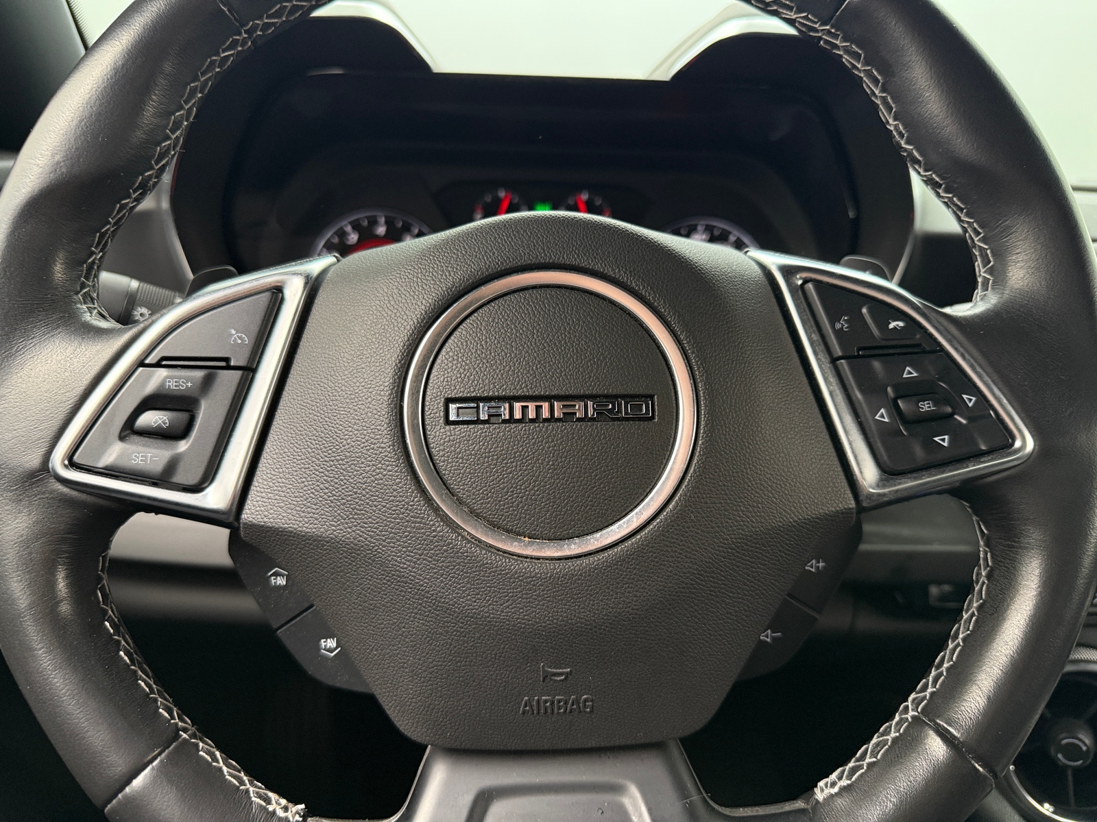 Thumbnail: 2018 Chevrolet Camaro - 4