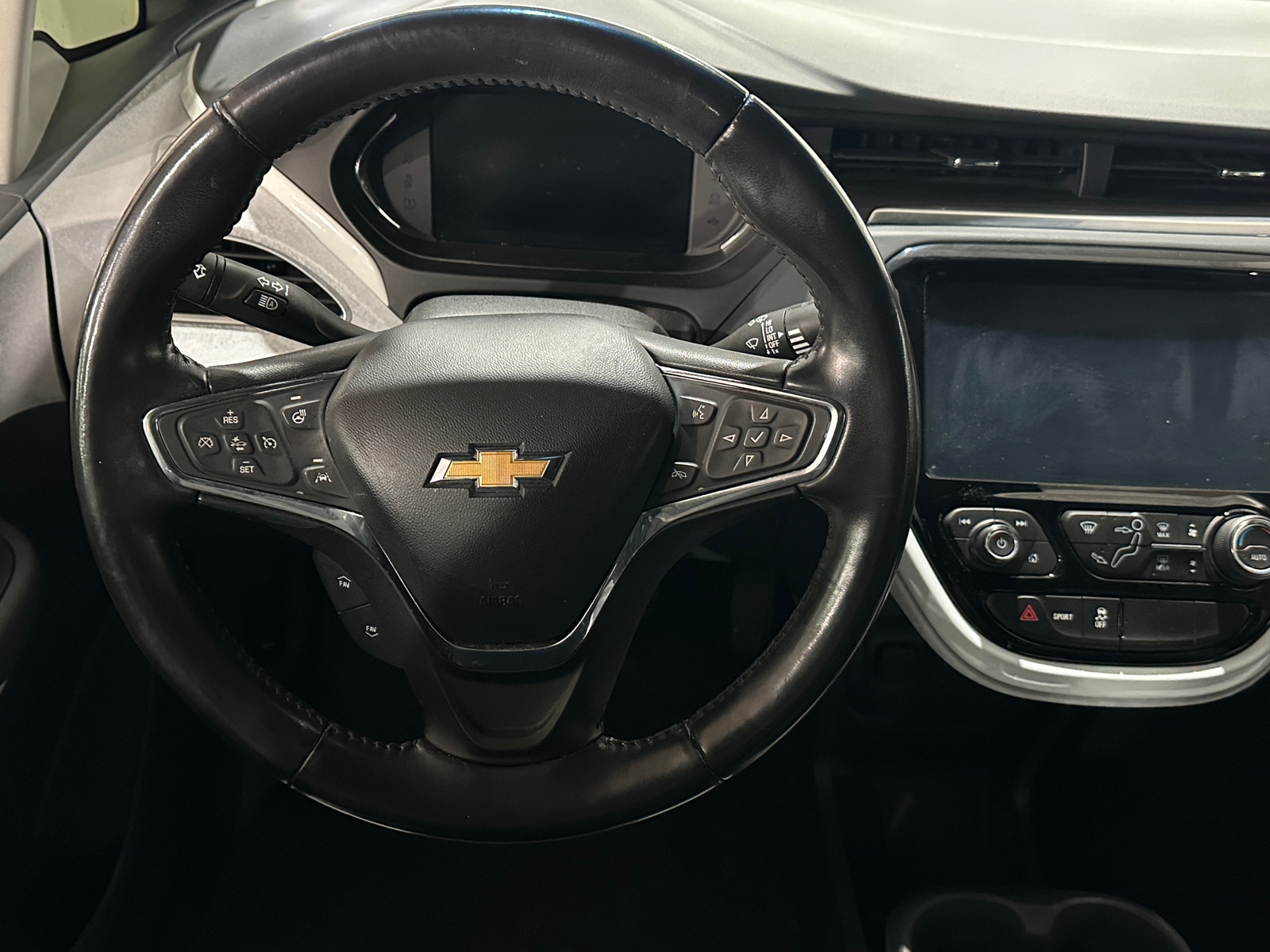 Thumbnail: 2020 Chevrolet Bolt EV - 5