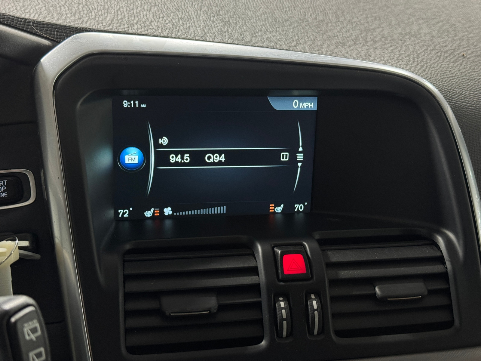 Thumbnail: 2017 Volvo XC60 - 4