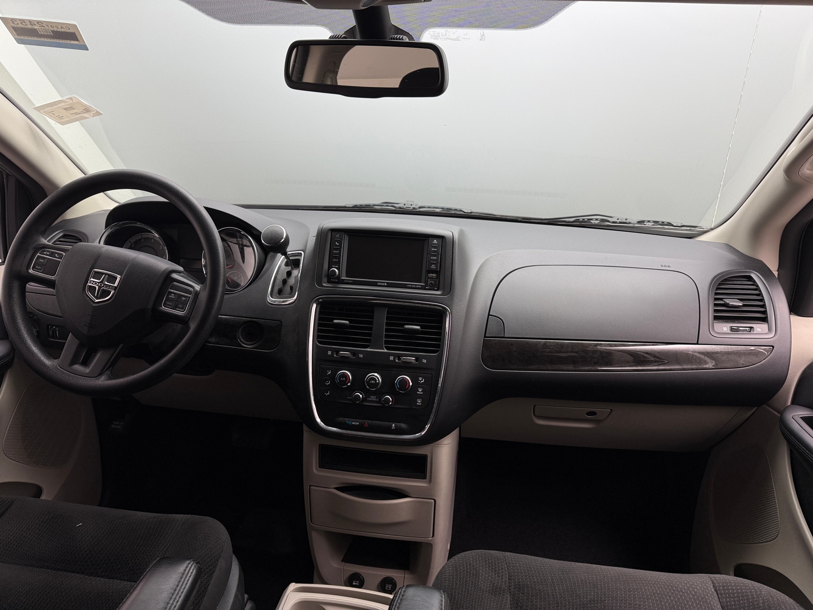 Thumbnail: 2019 Dodge Grand Caravan - 3