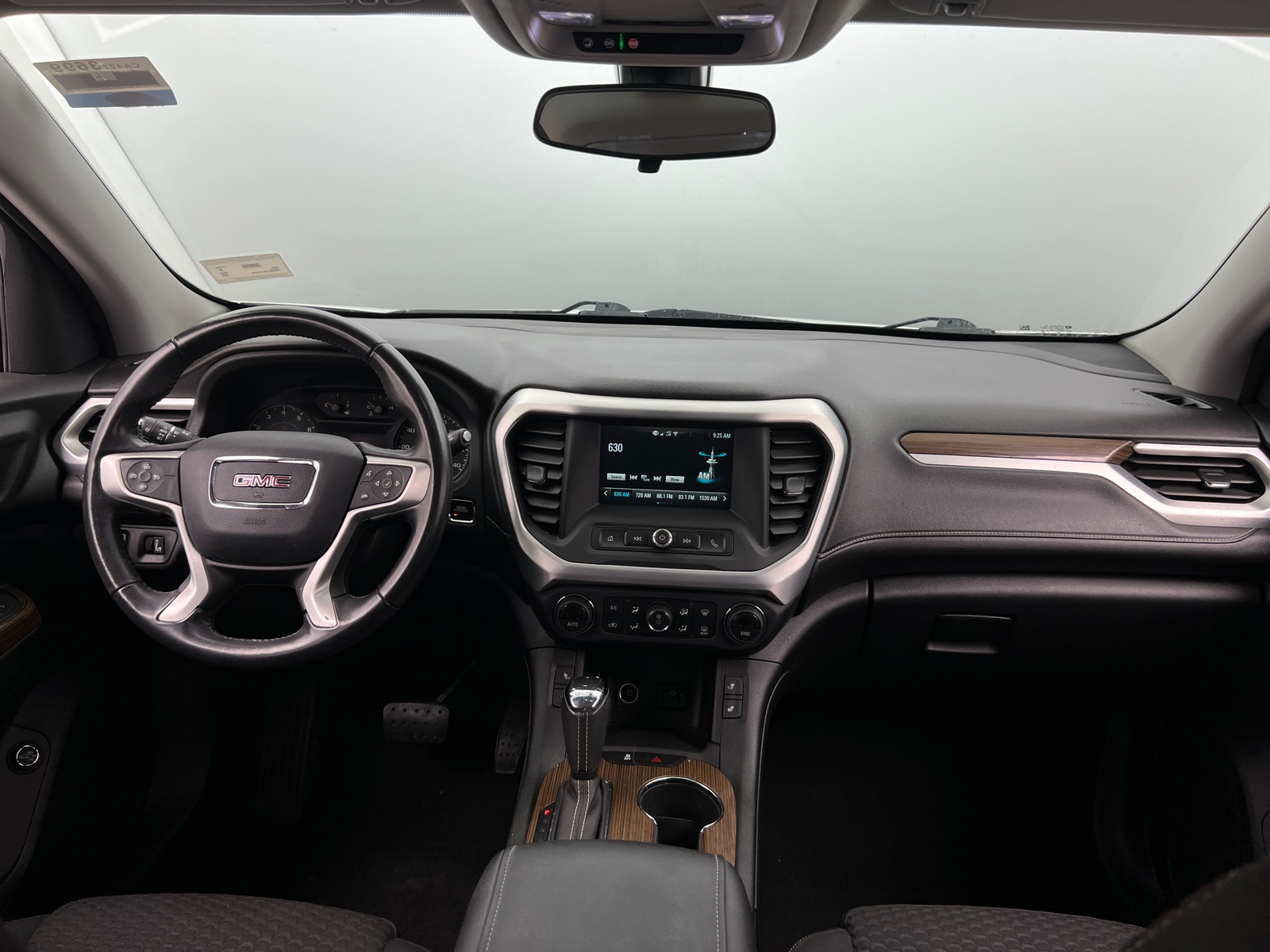 Thumbnail: 2019 GMC Acadia - 3