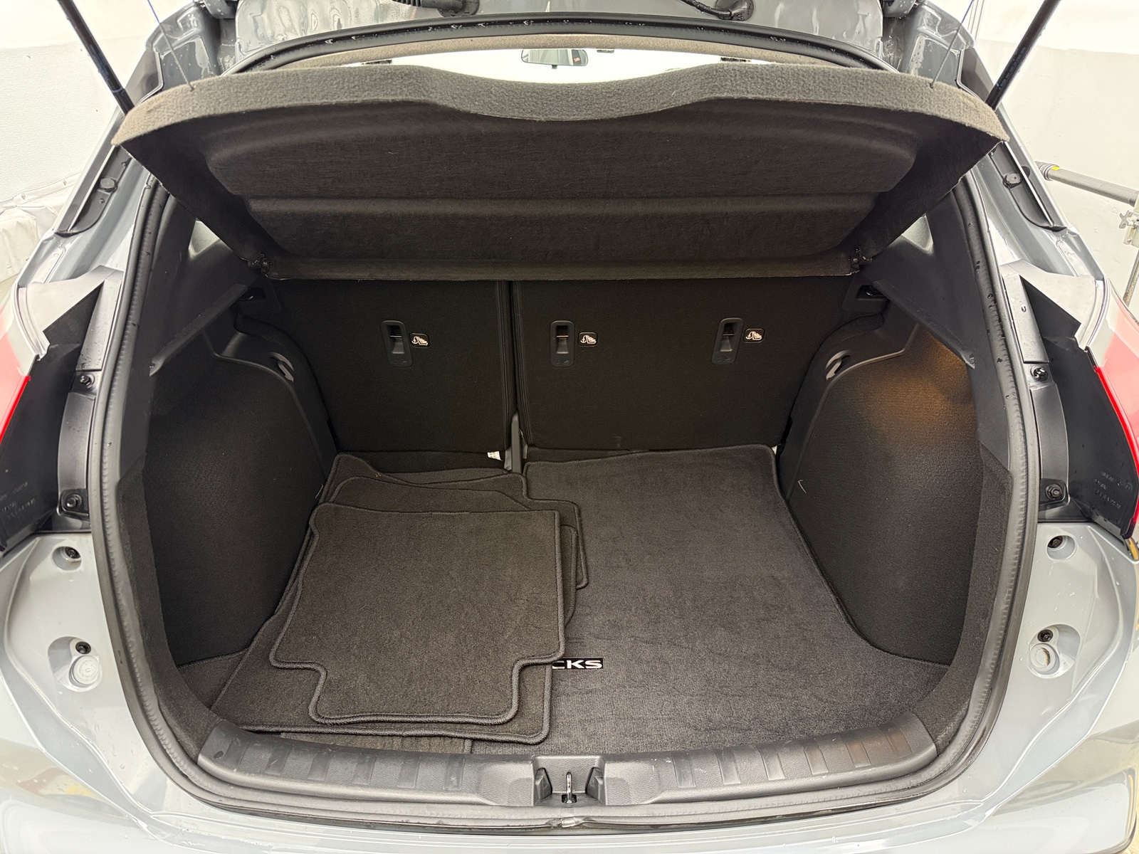 Thumbnail: 2024 Nissan Kicks - 7