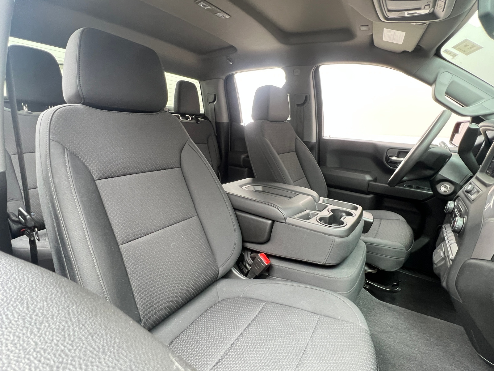 Thumbnail: 2020 Chevrolet Silverado 1500 - 2