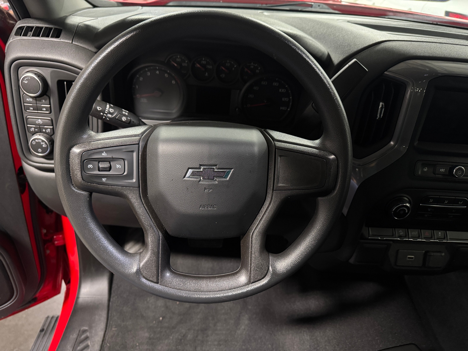 Thumbnail: 2020 Chevrolet Silverado 1500 - 5