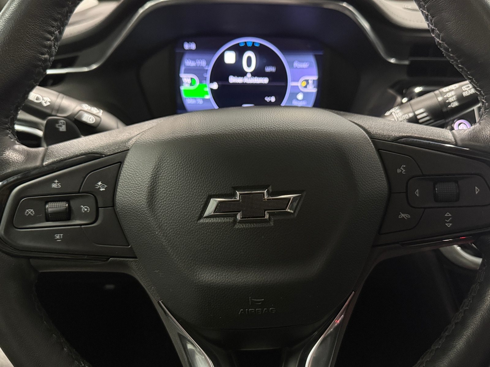 Thumbnail: 2023 Chevrolet Bolt EUV - 4